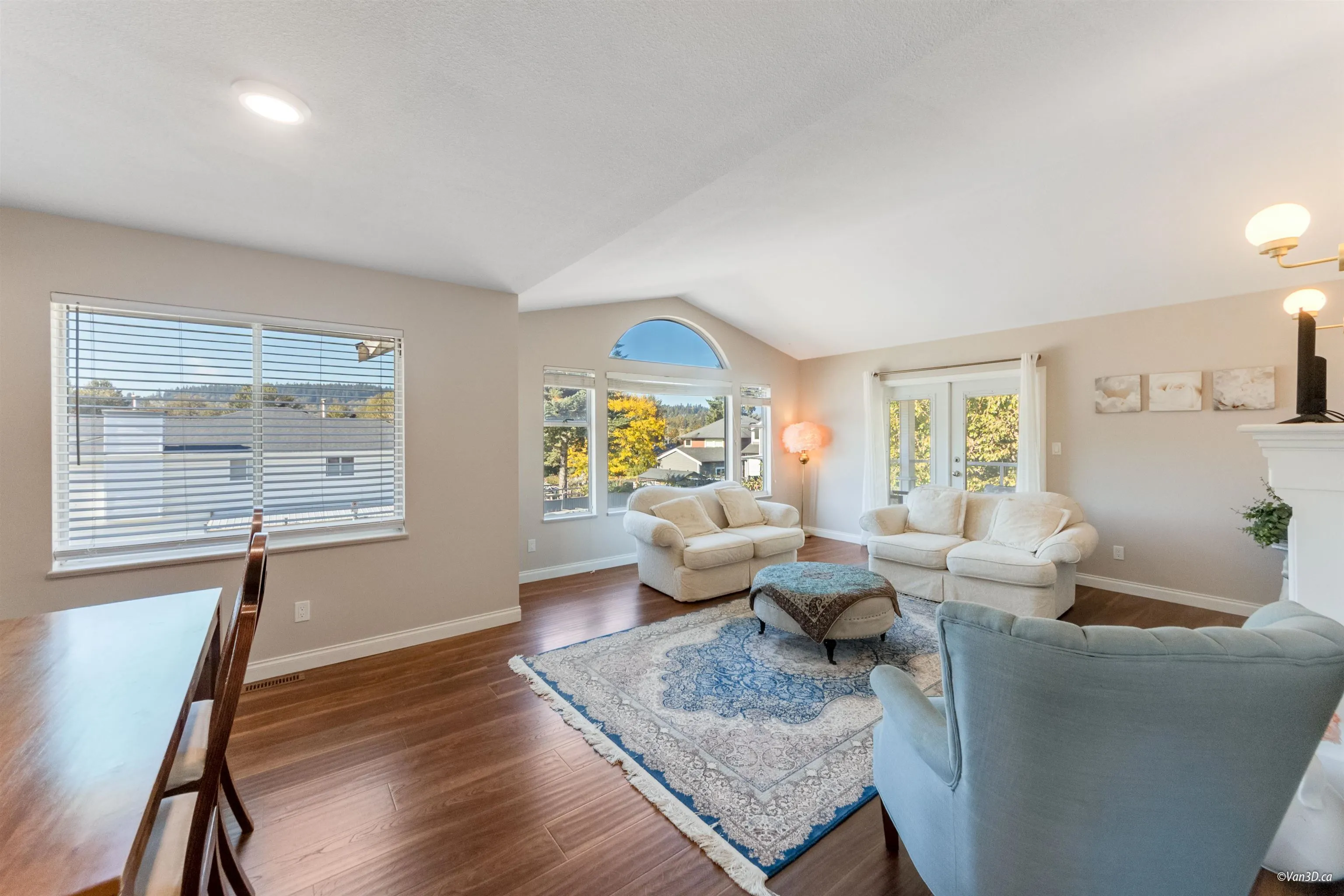 2287 Stafford Avenue