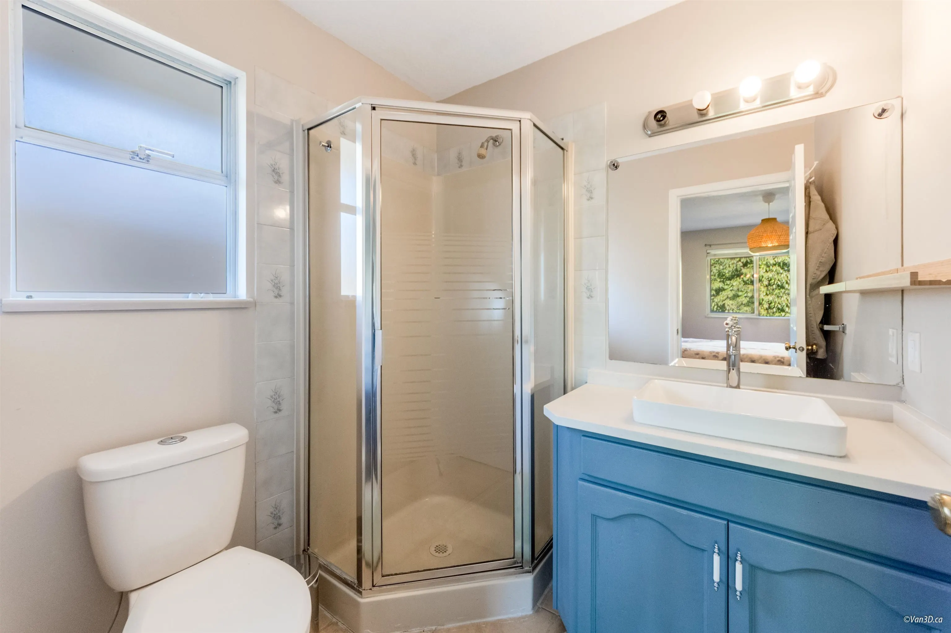 2287 Stafford Avenue