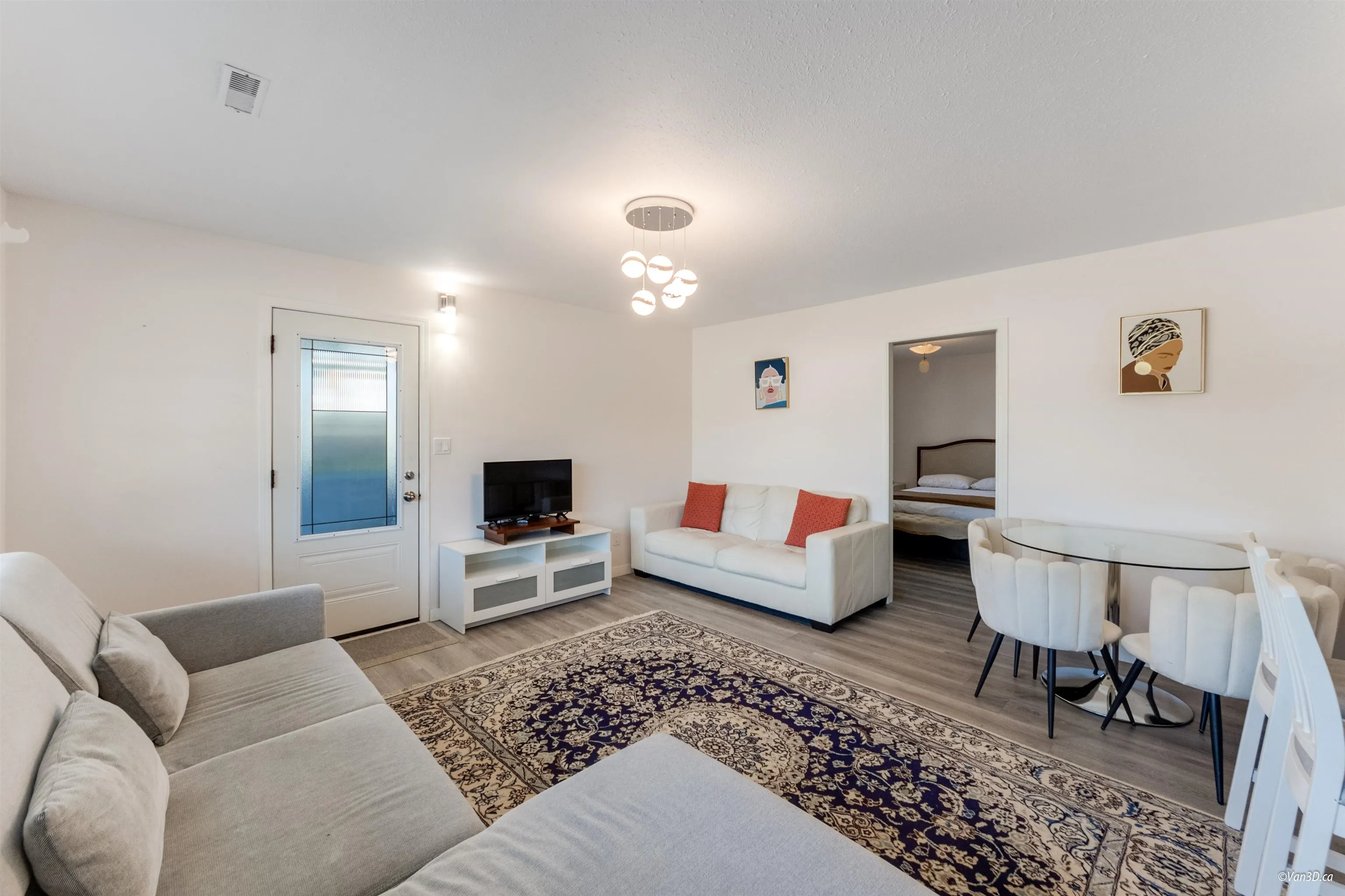 2287 Stafford Avenue