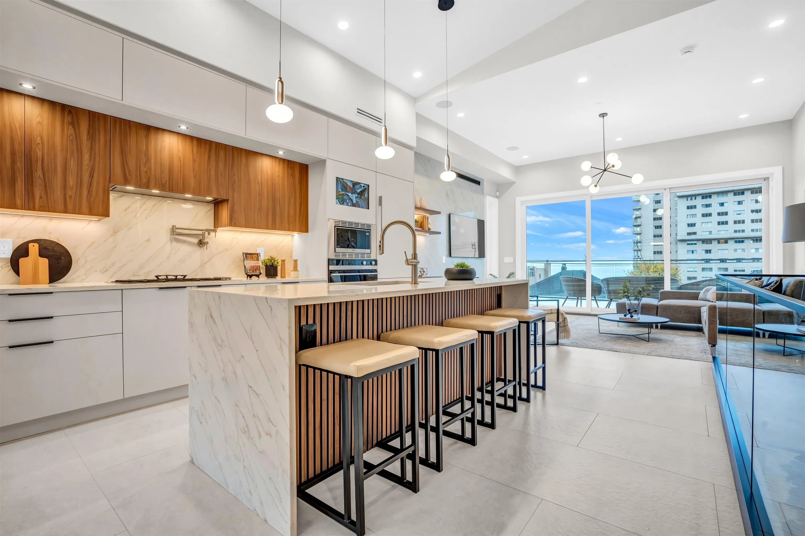 2380 Marine Drive