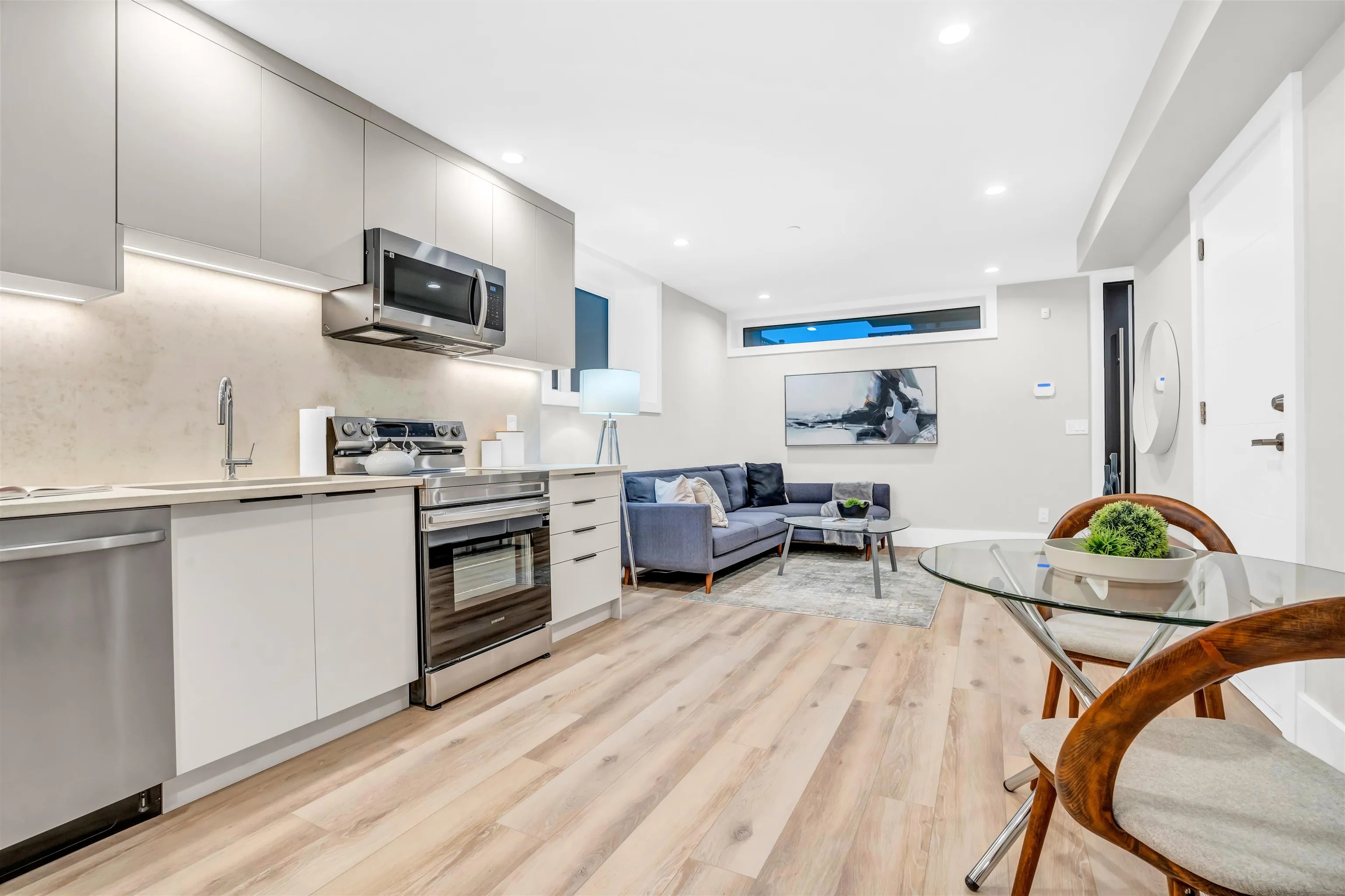 2380 Marine Drive