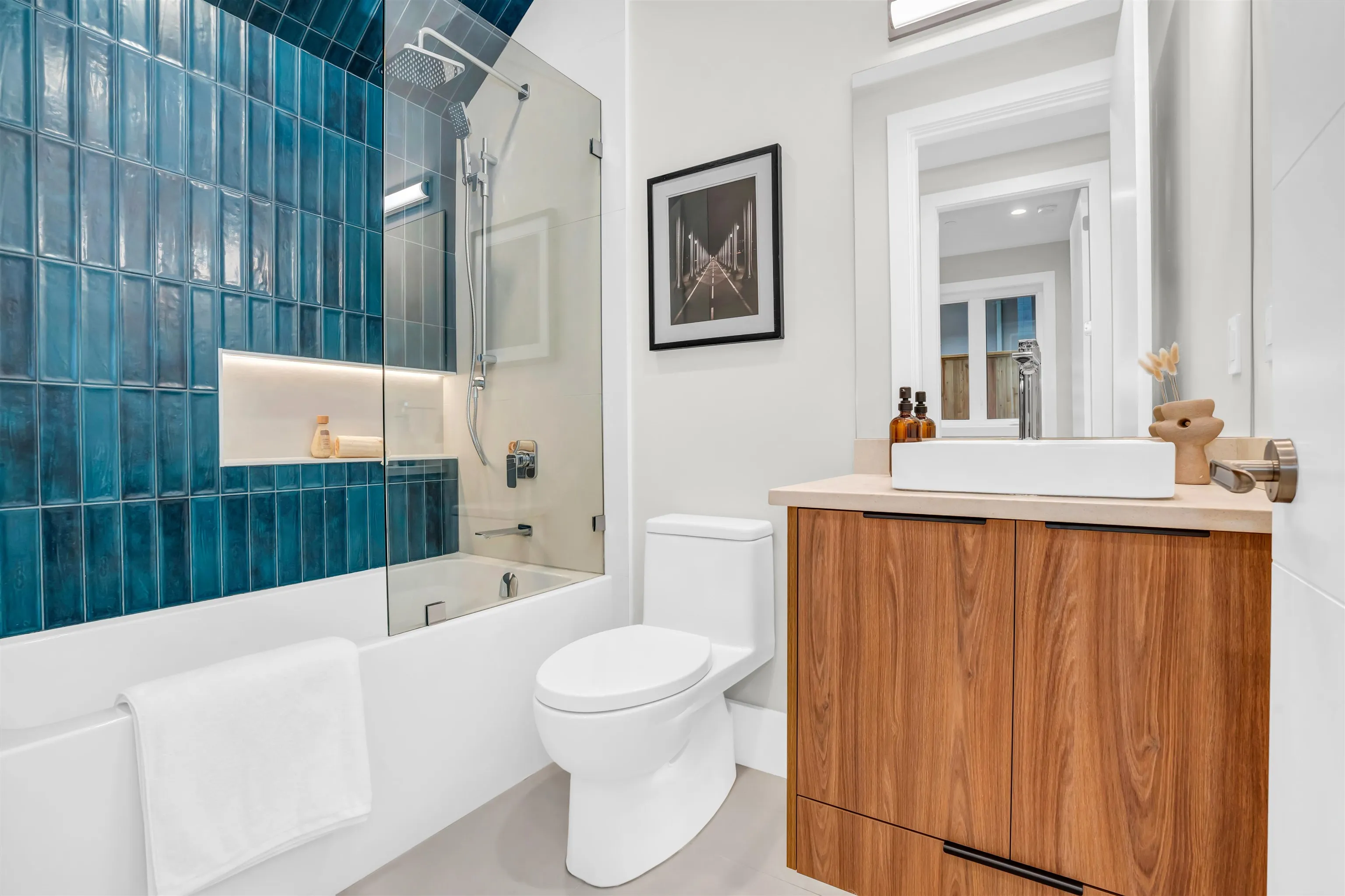 2380 Marine Drive