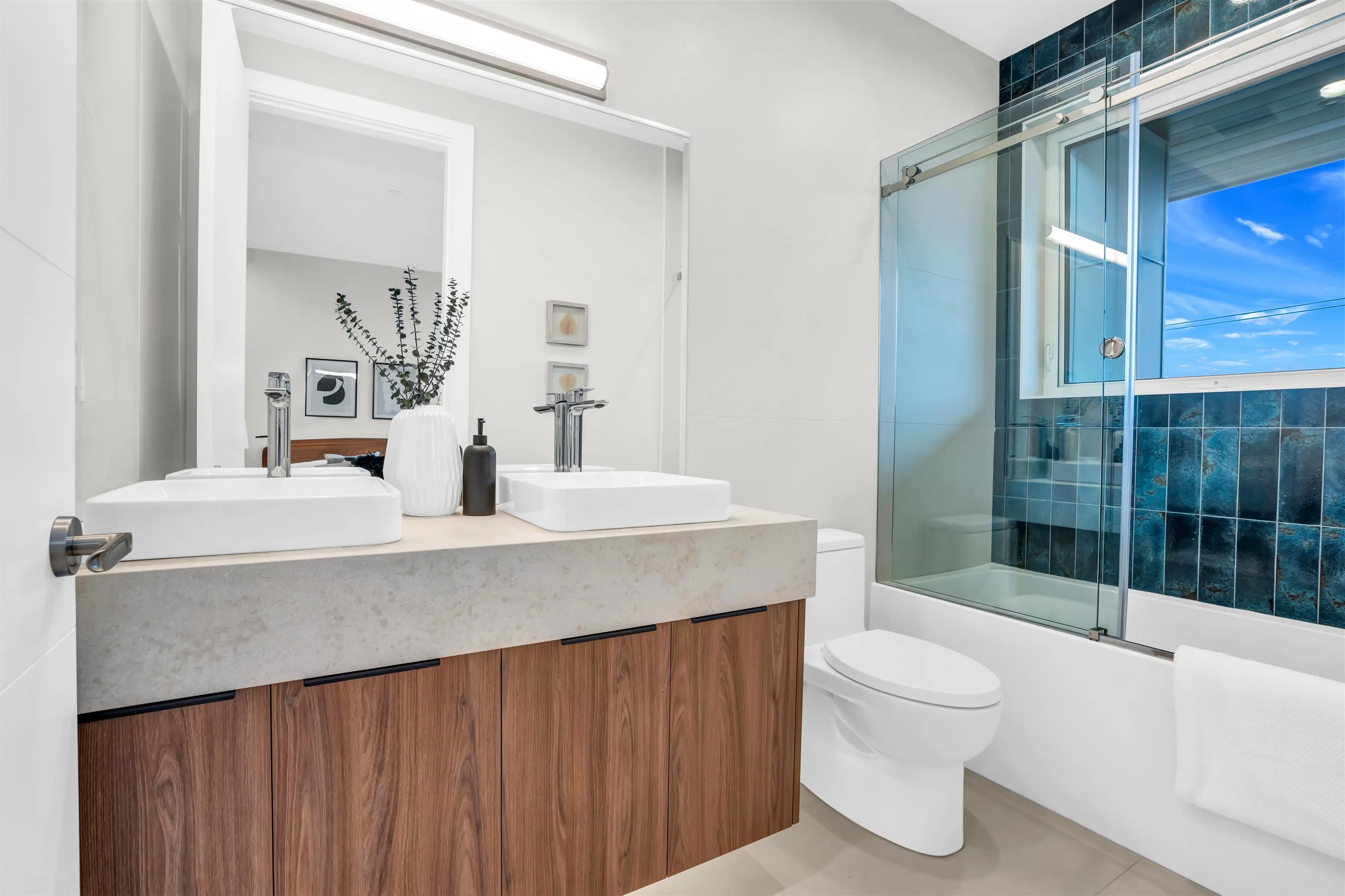 2380 Marine Drive