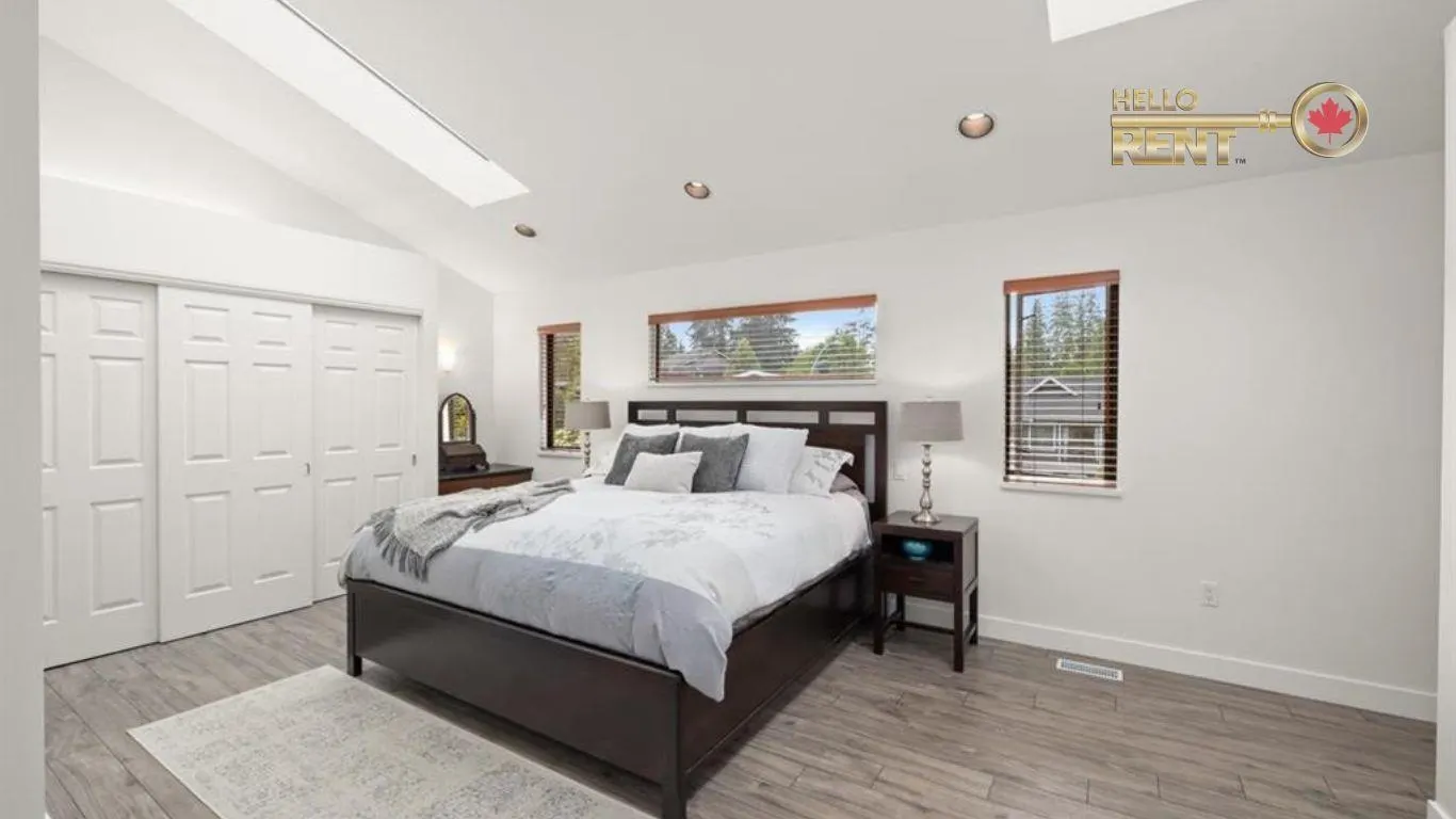 3690 Rutherford Crescent