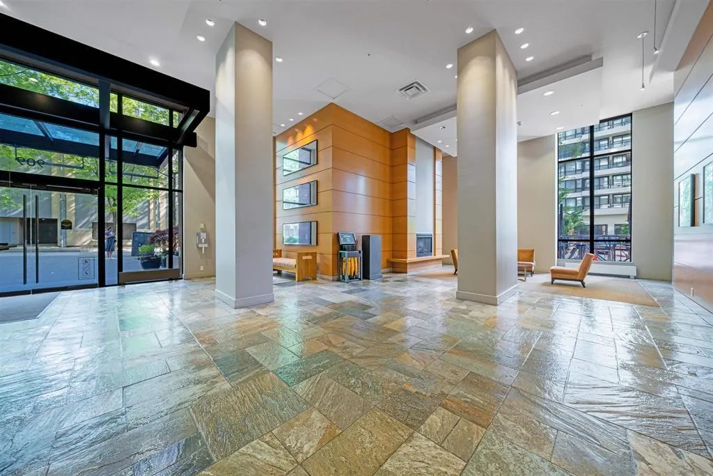 308 Smithe Street
