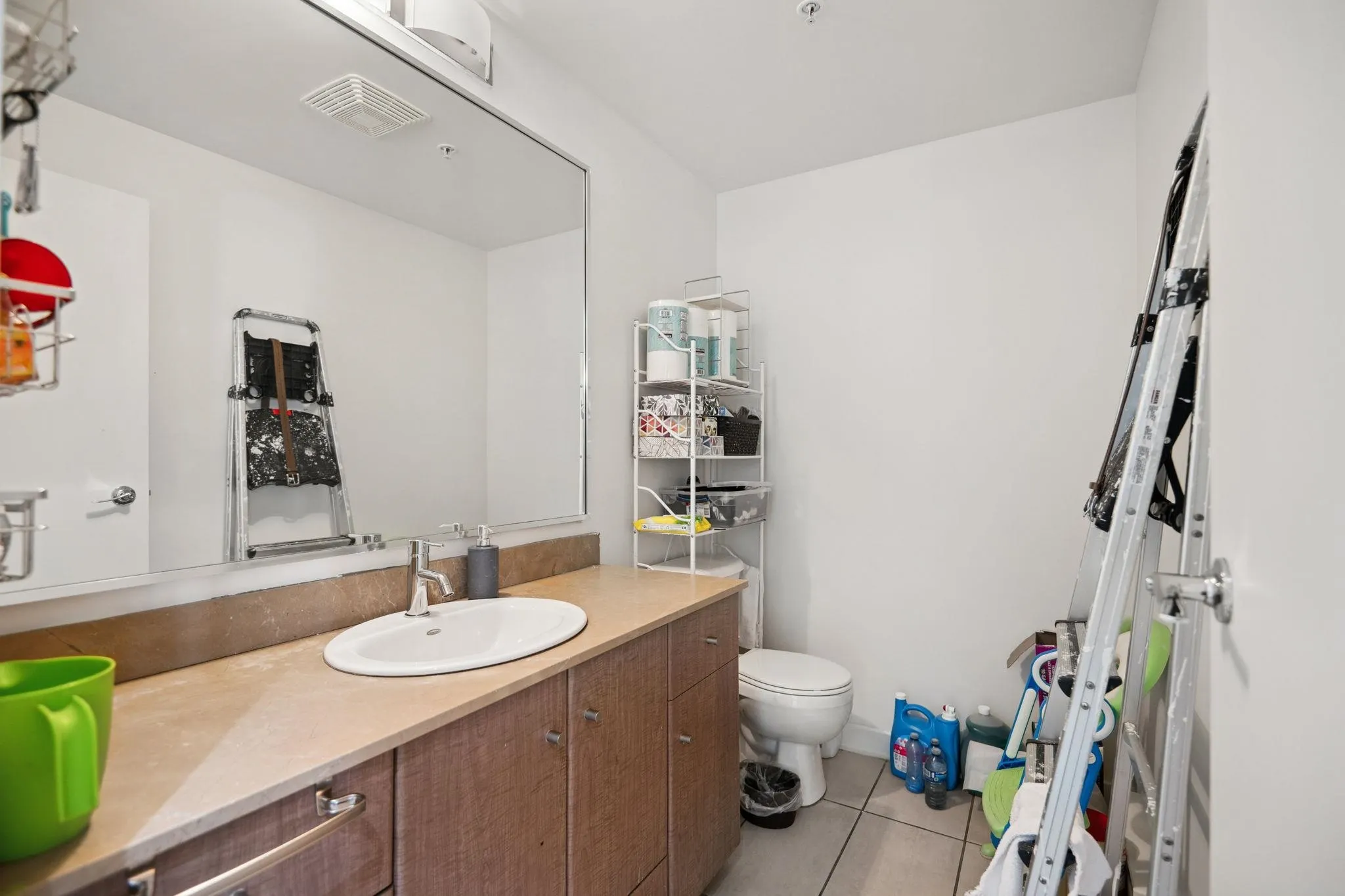 308 Smithe Street