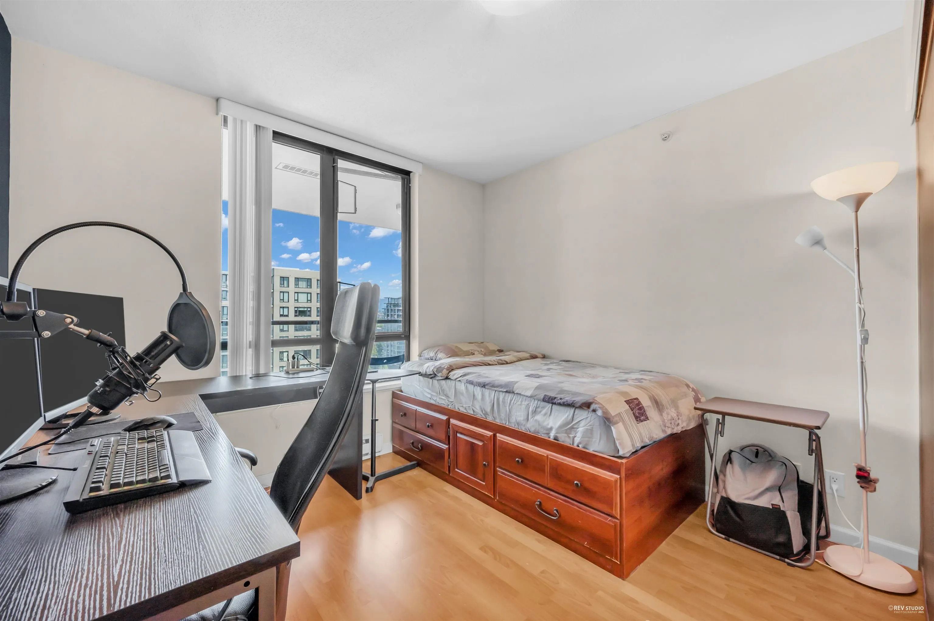 1708 7831 Westminster Highway