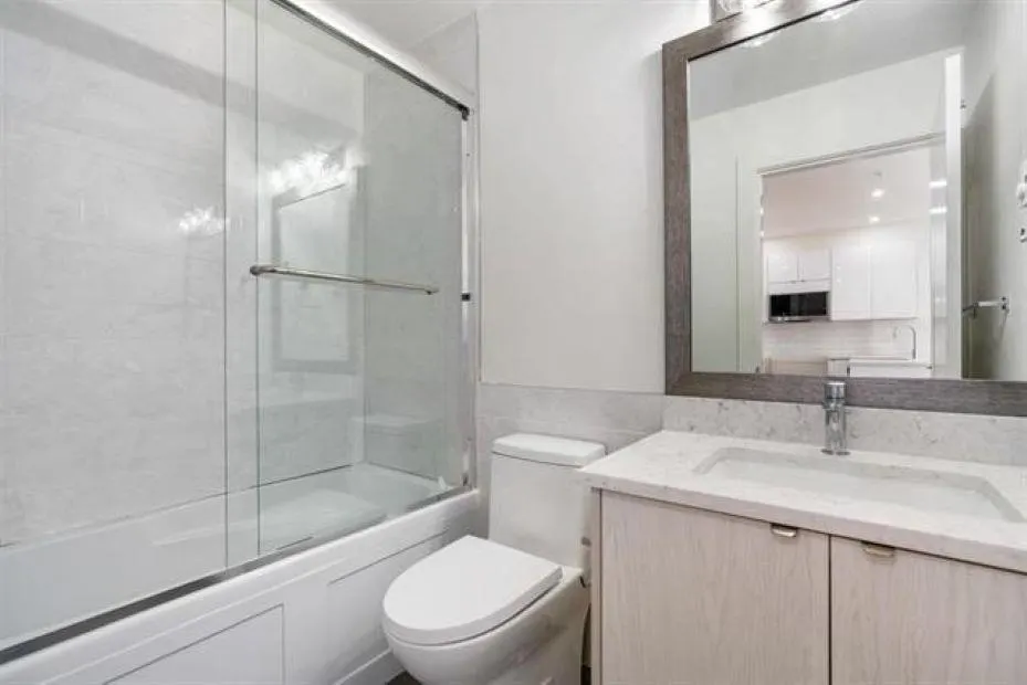 201 20081 68 Avenue