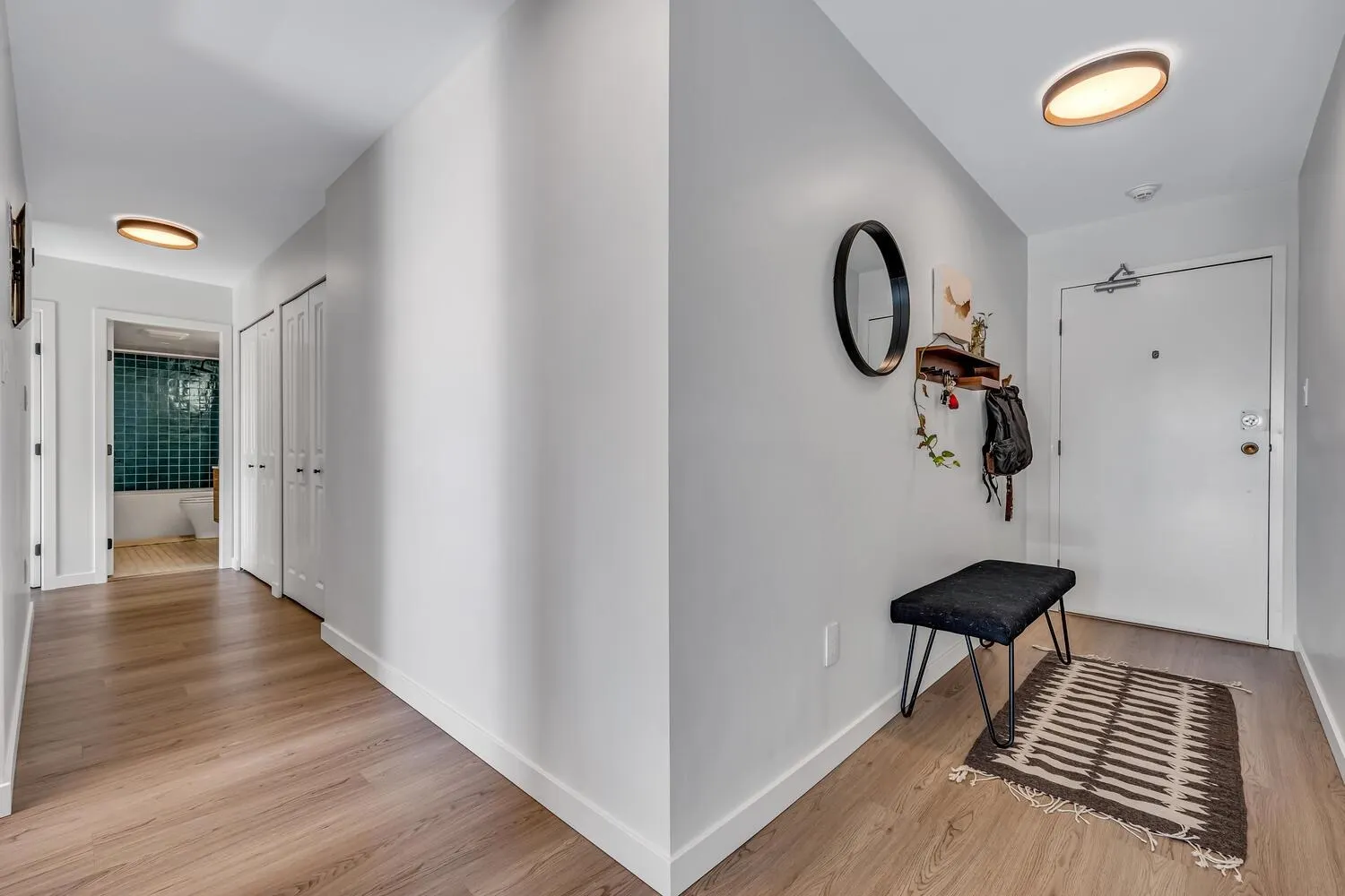 504 466 E Eighth Avenue