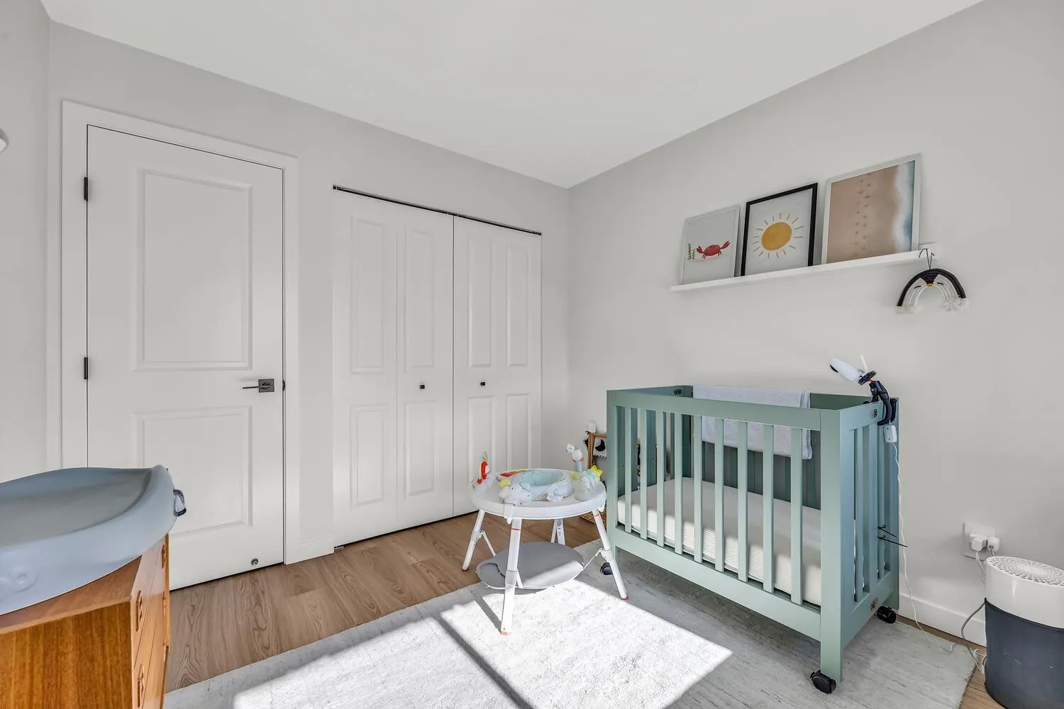 504 466 E Eighth Avenue