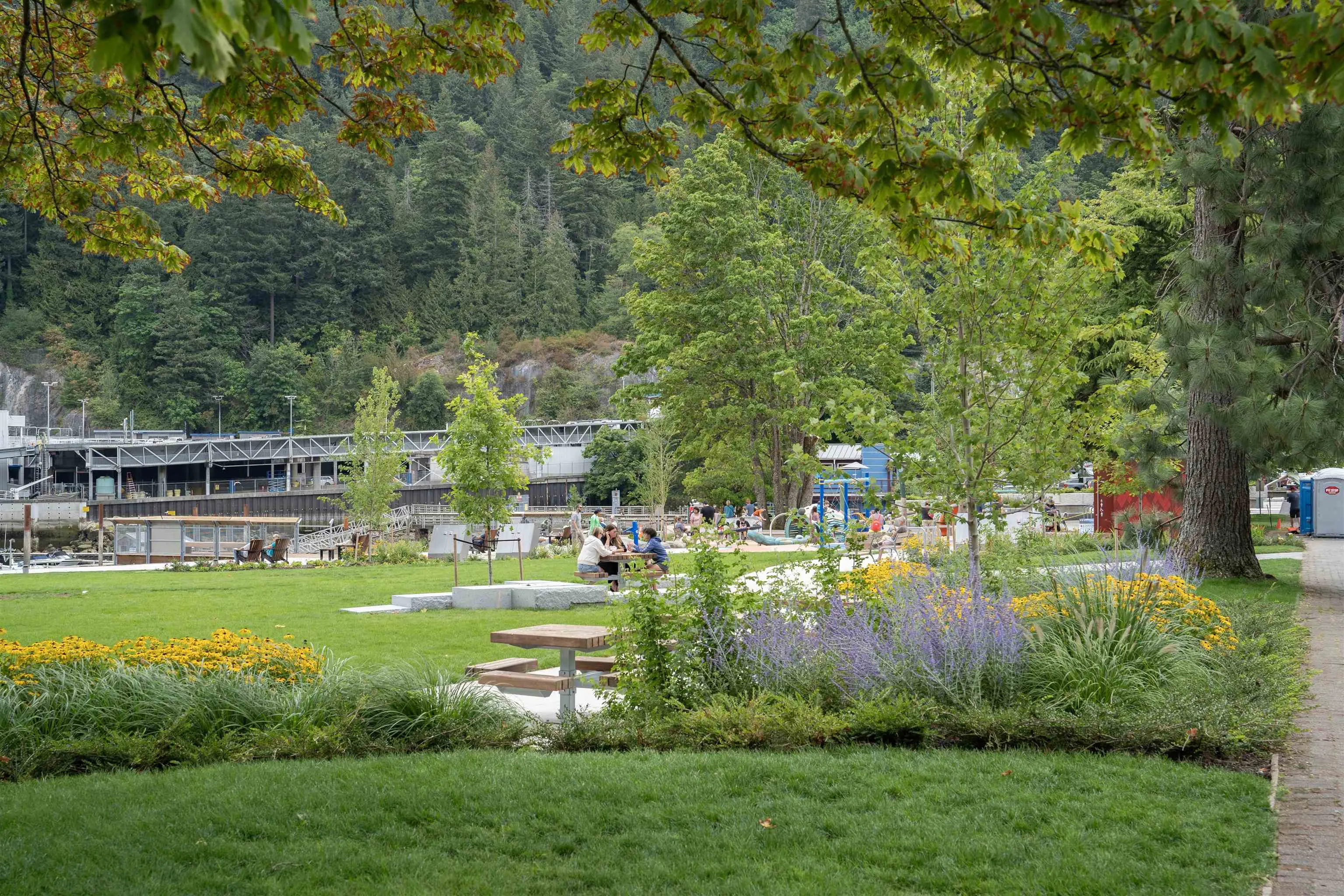 503 6707 Nelson Avenue