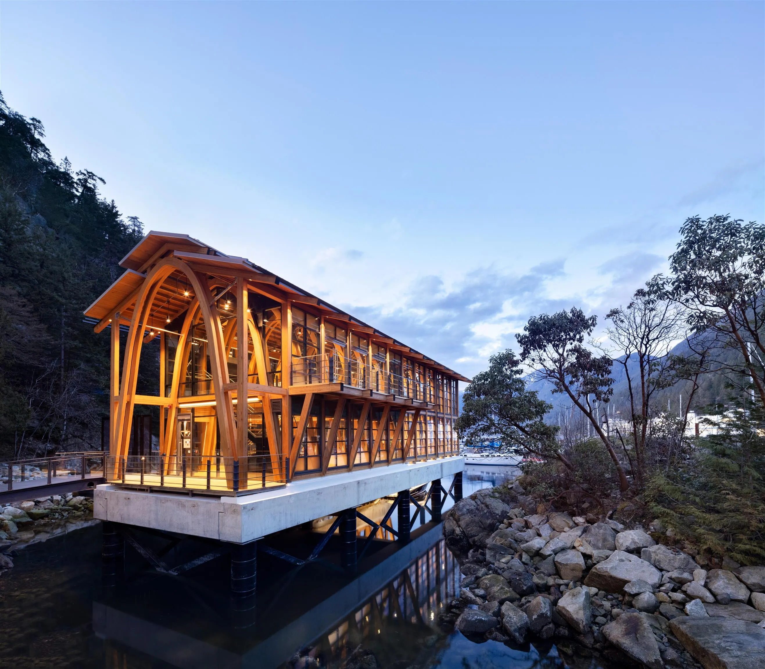 503 6707 Nelson Avenue