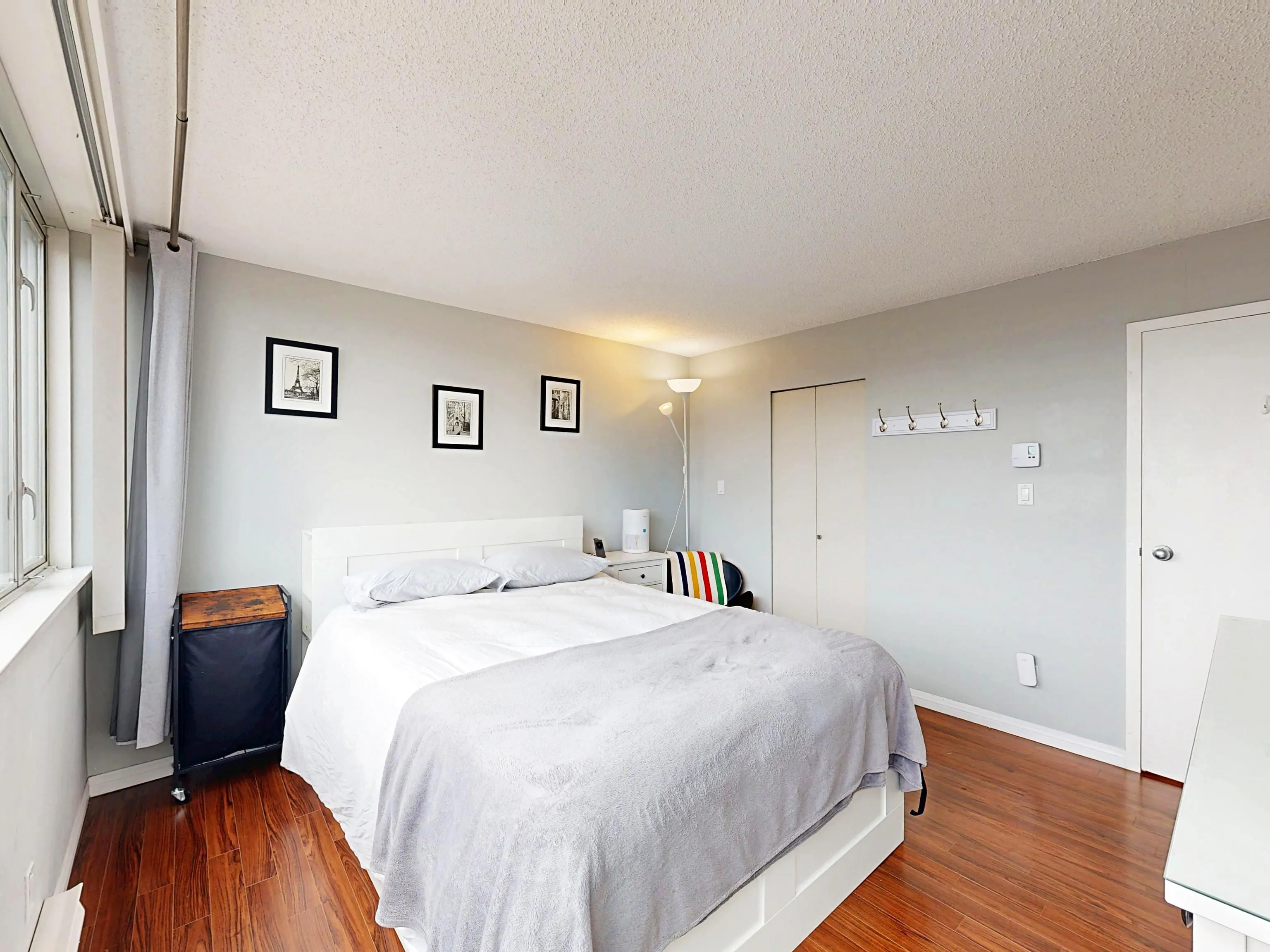 802 3920 Hastings Street