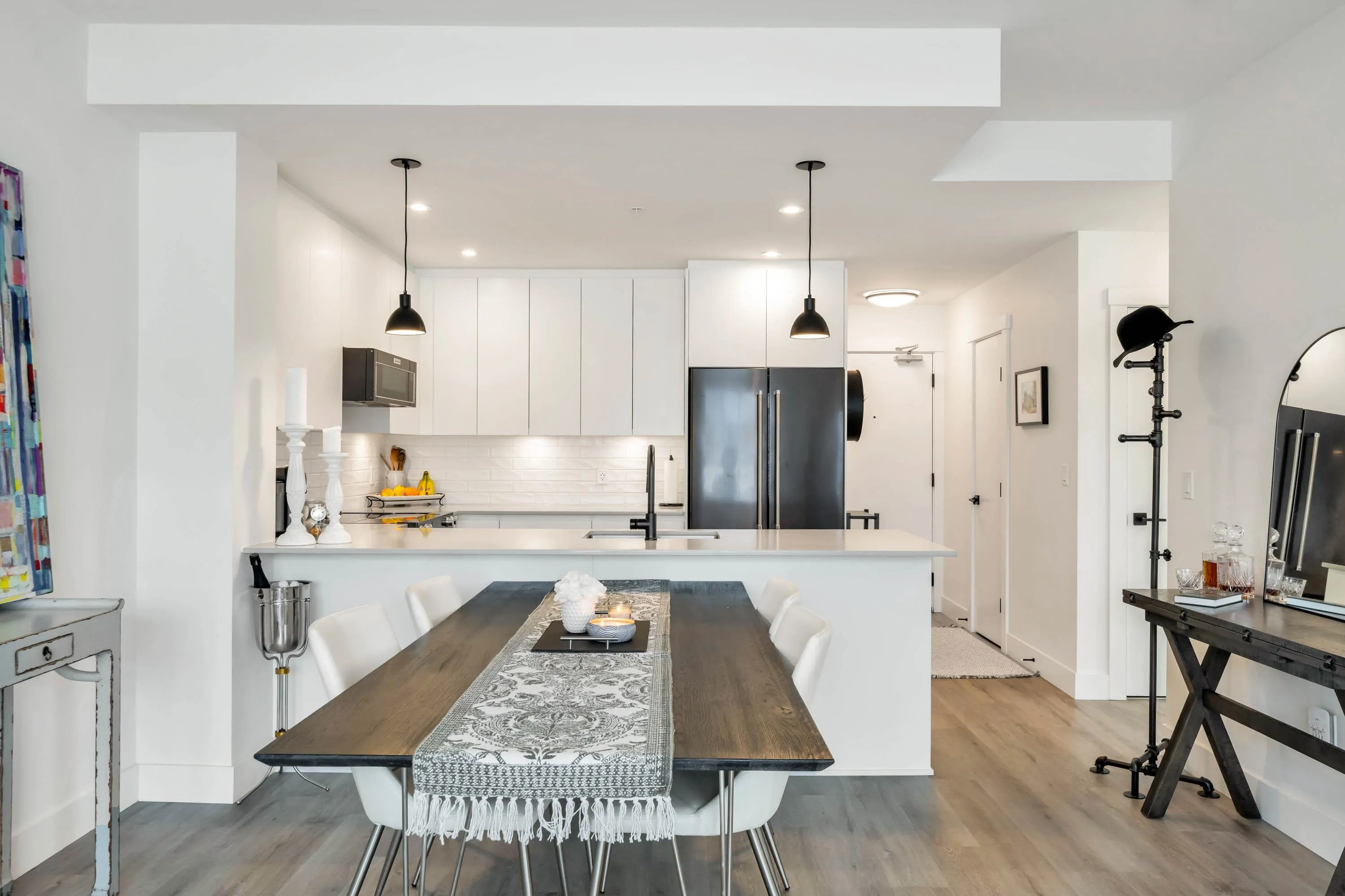 2506 2180 Kelly Avenue