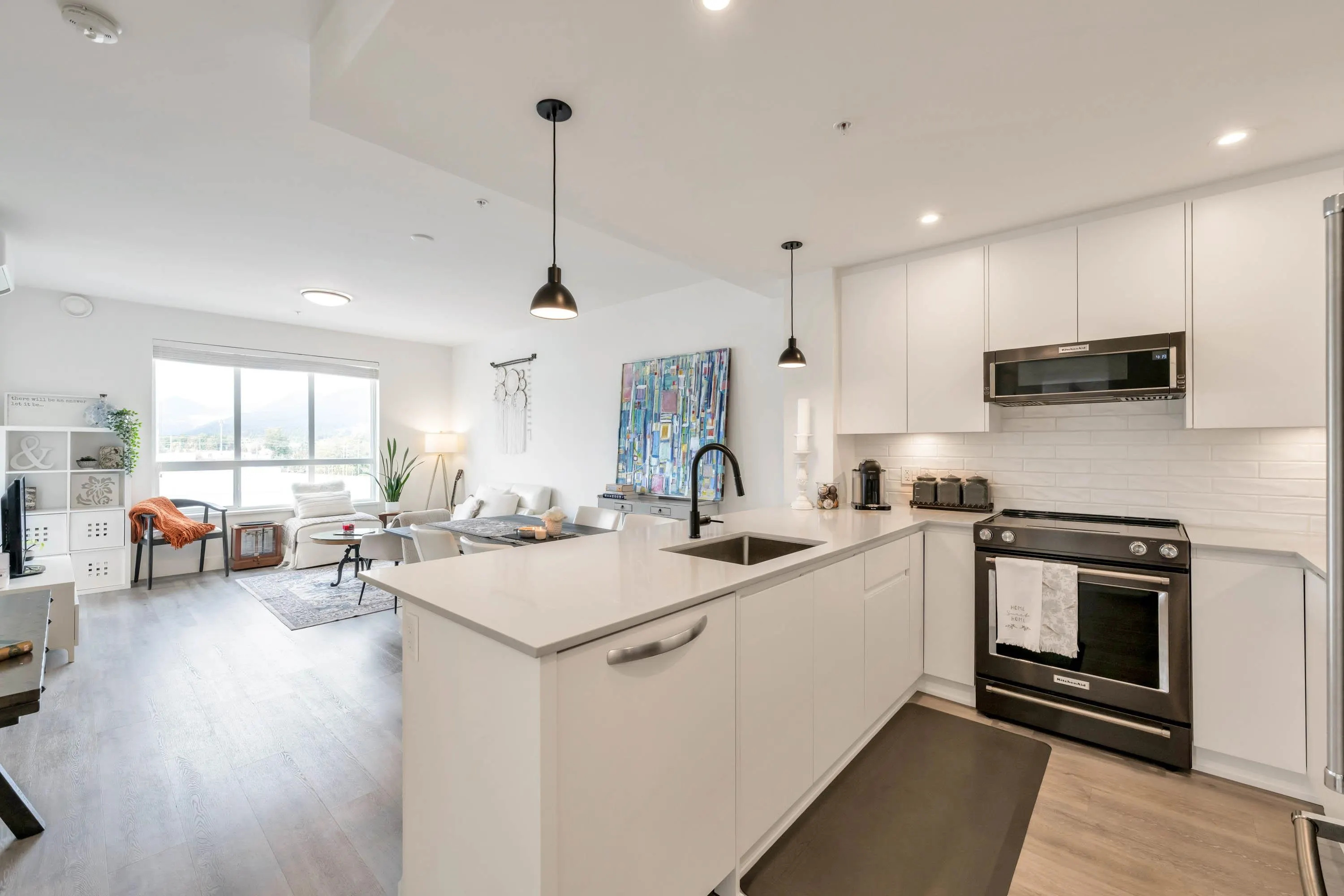 2506 2180 Kelly Avenue