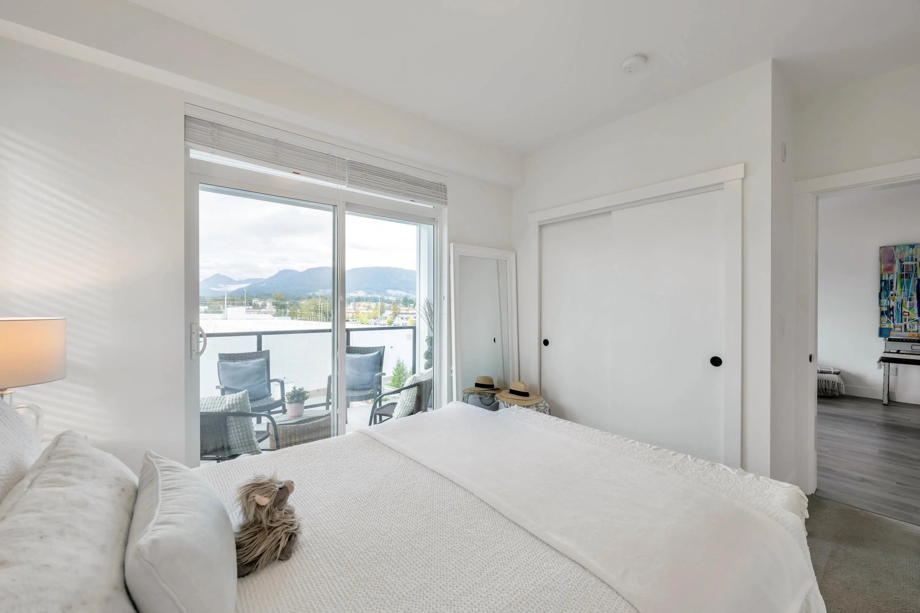 2506 2180 Kelly Avenue