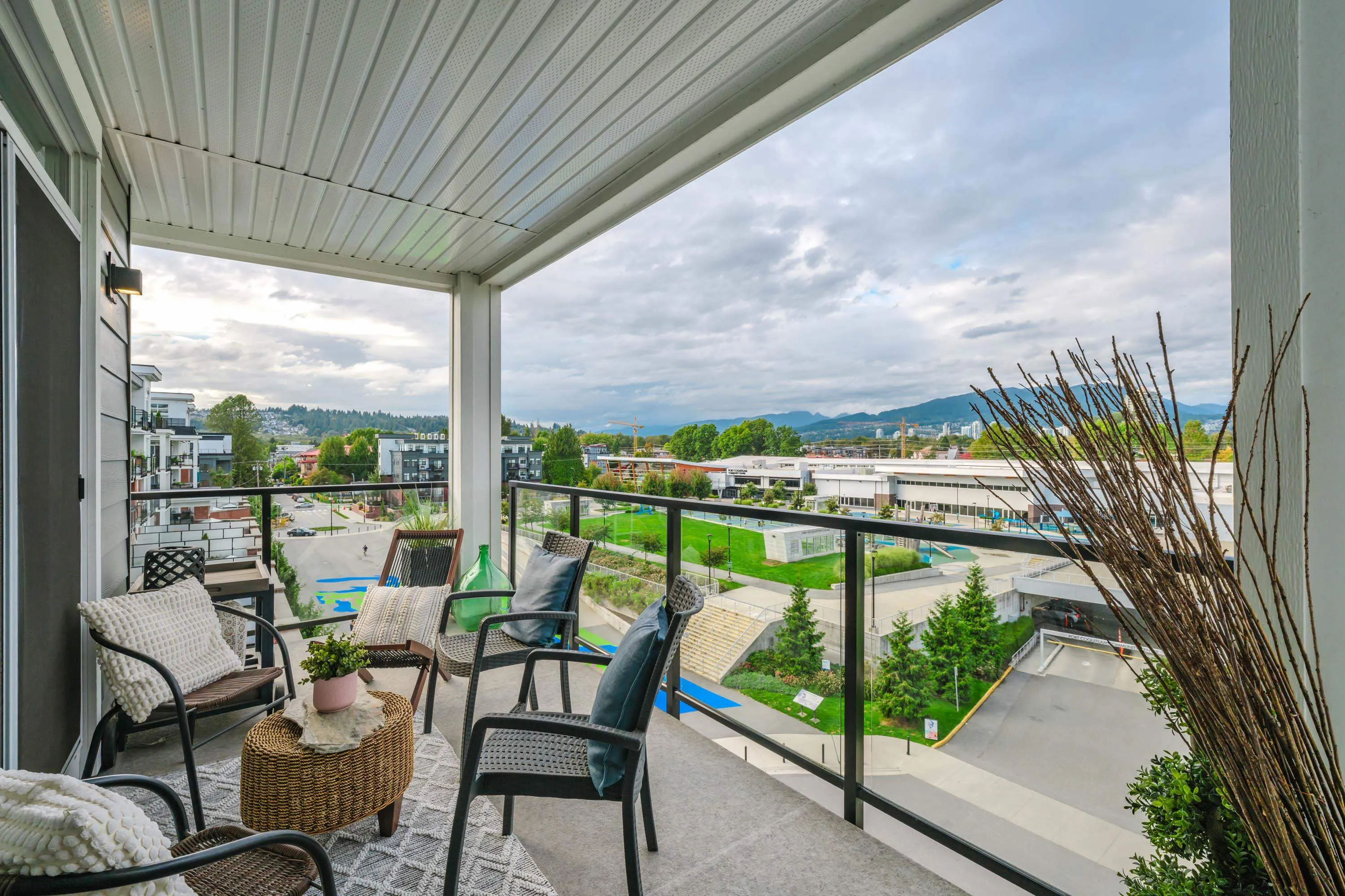 2506 2180 Kelly Avenue