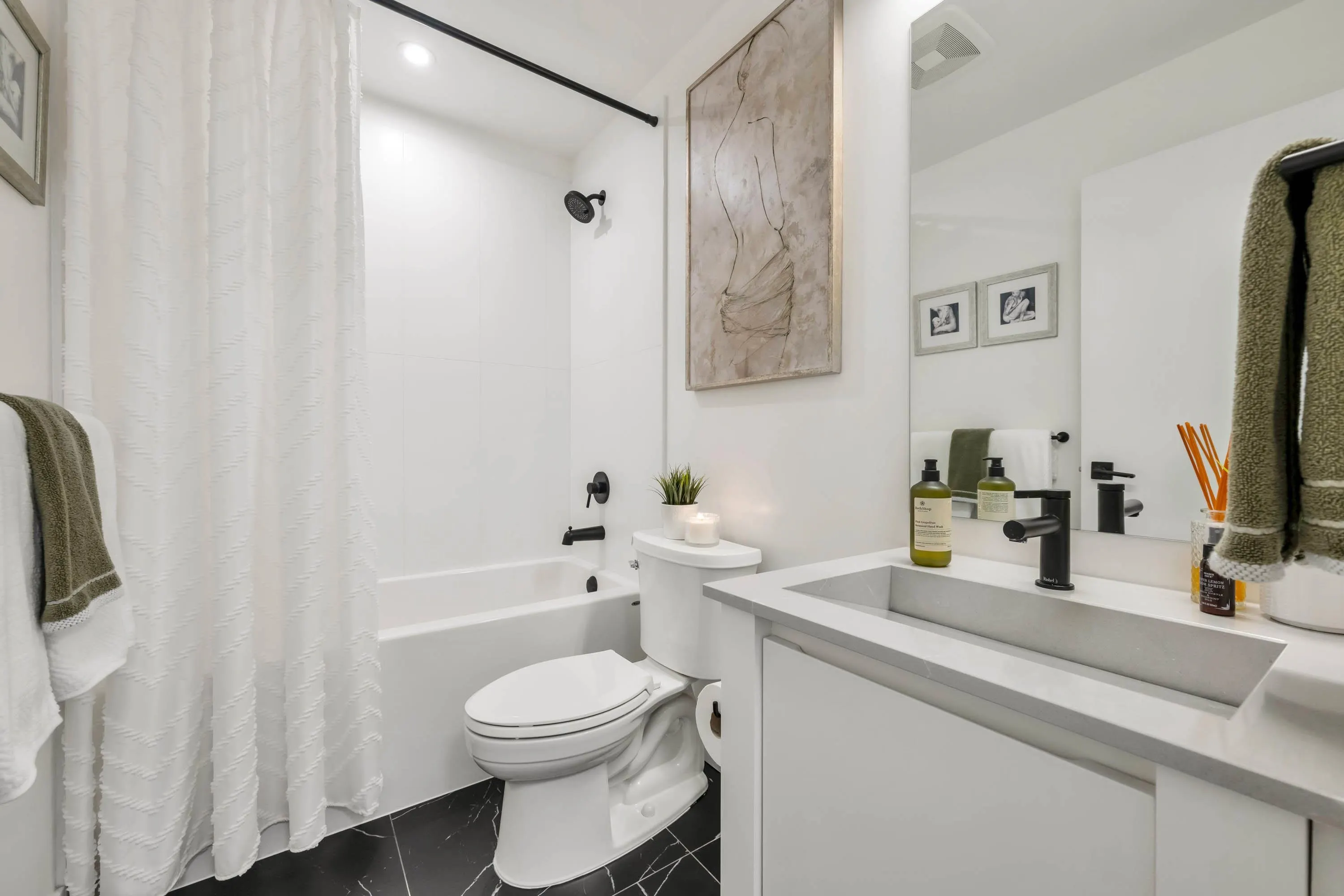 2506 2180 Kelly Avenue