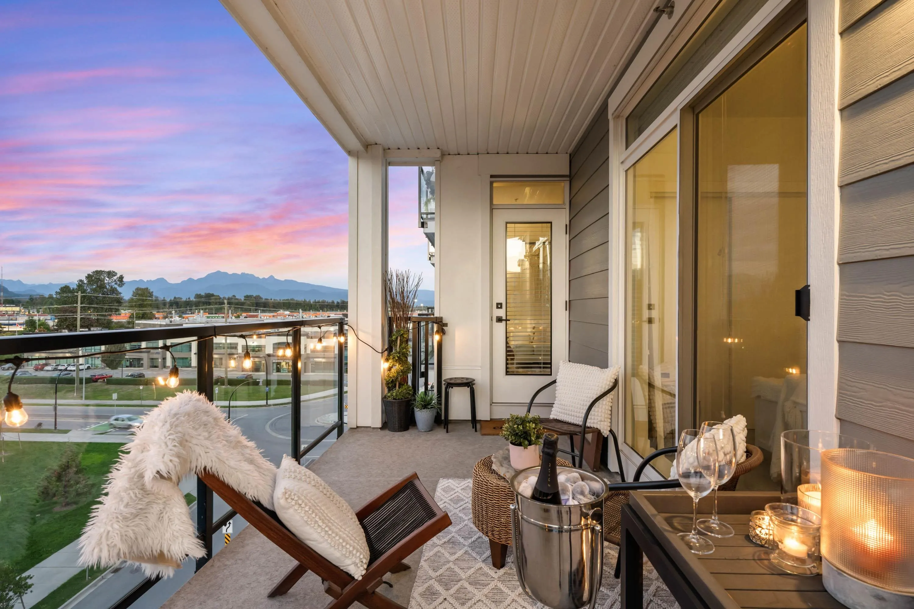 2506 2180 Kelly Avenue