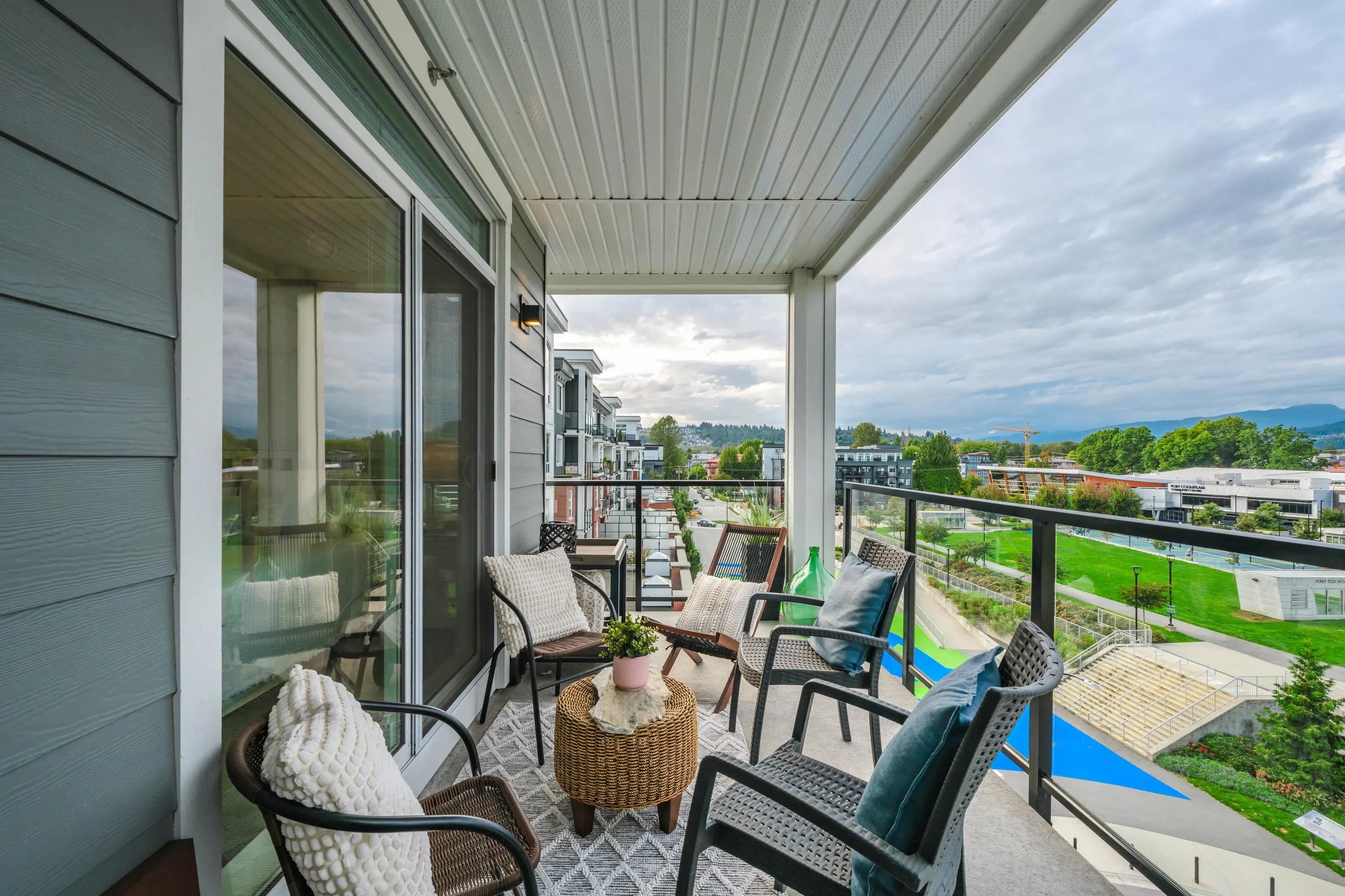 2506 2180 Kelly Avenue