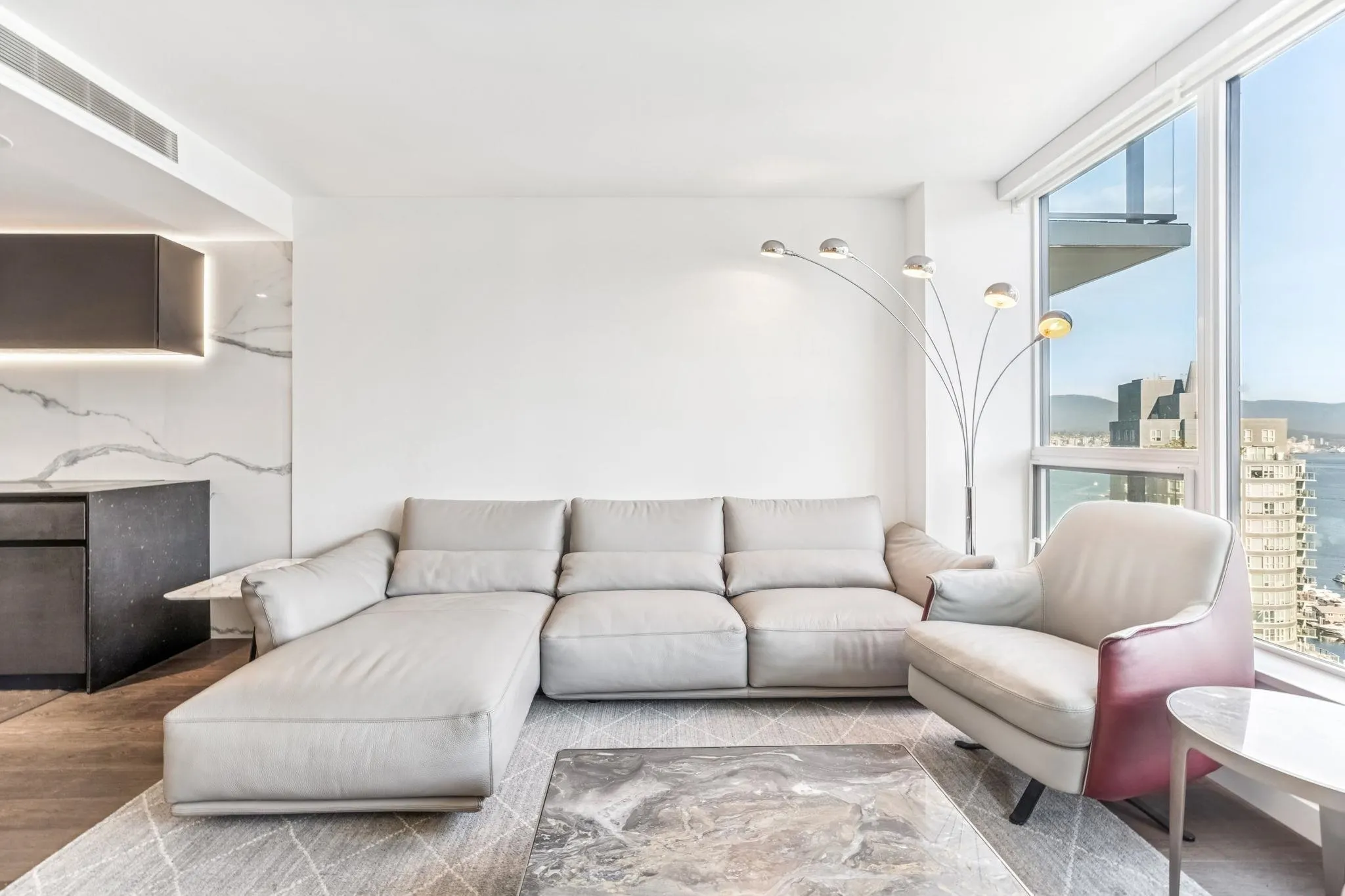 2103 620 Cardero Street