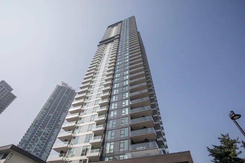 2906 537 Cottonwood Avenue