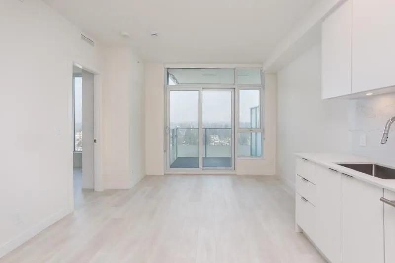 2906 537 Cottonwood Avenue