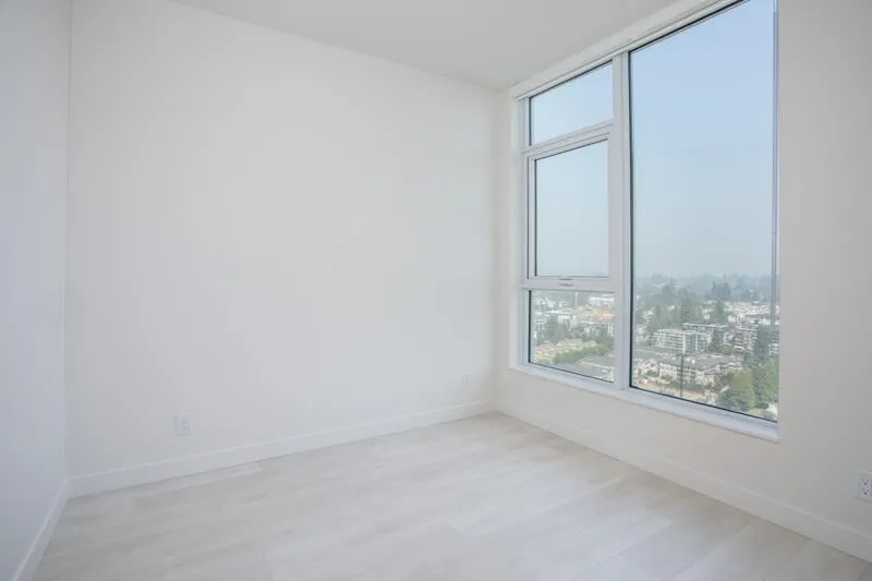 2906 537 Cottonwood Avenue