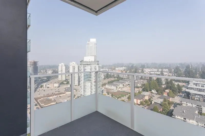 2906 537 Cottonwood Avenue