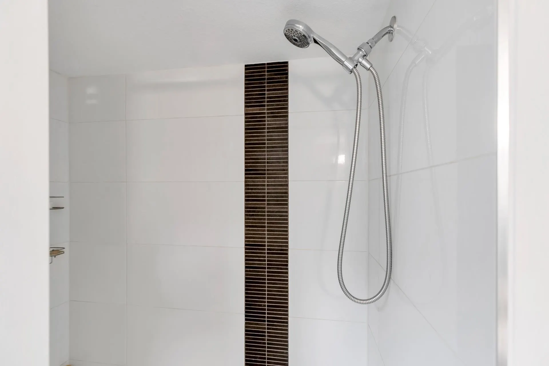 203 8611 General Currie Road