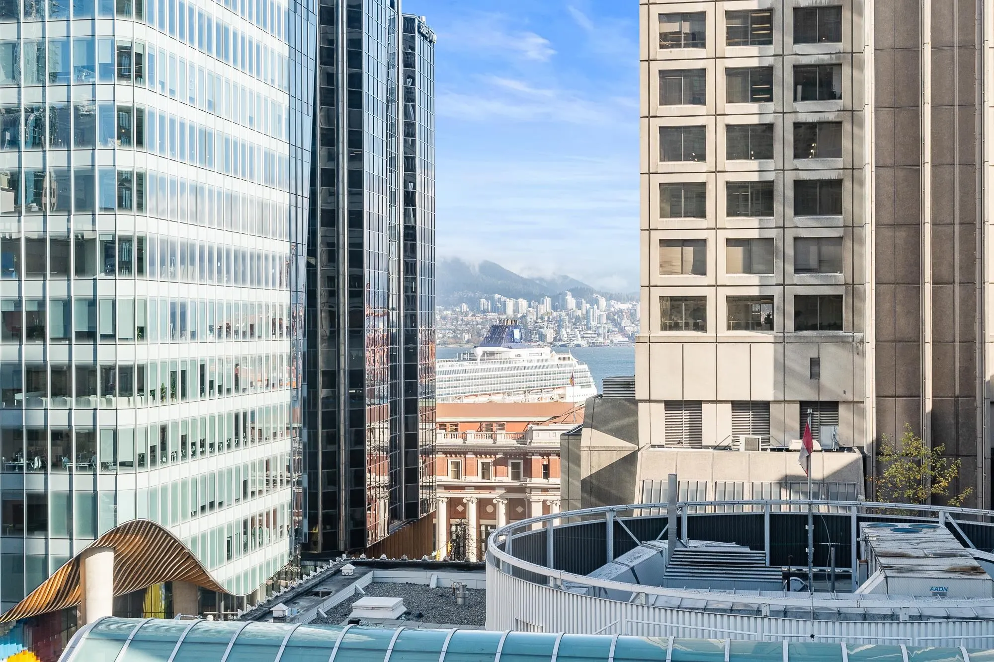 805 438 Seymour Street