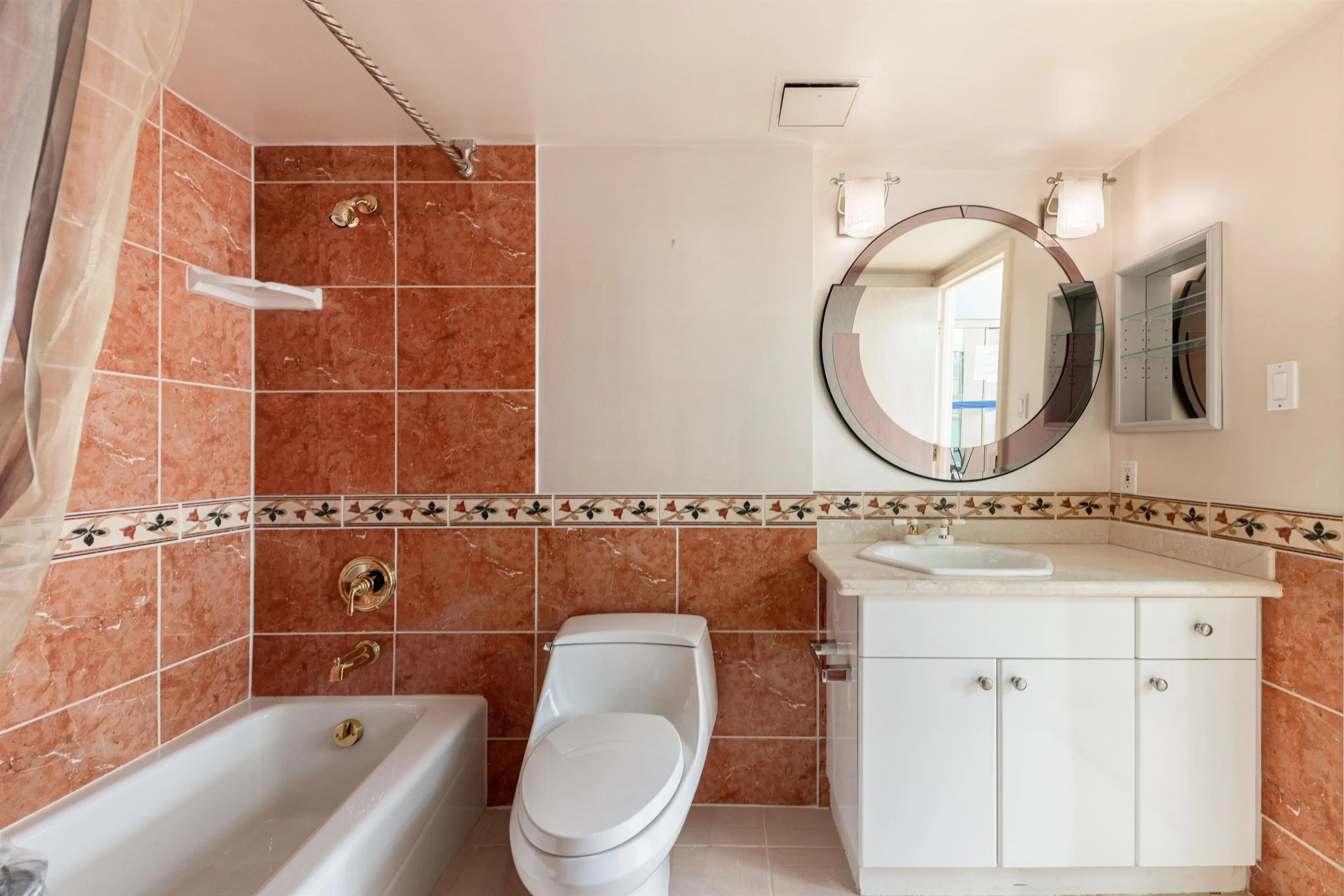 1009 1450 Pennyfarthing Drive