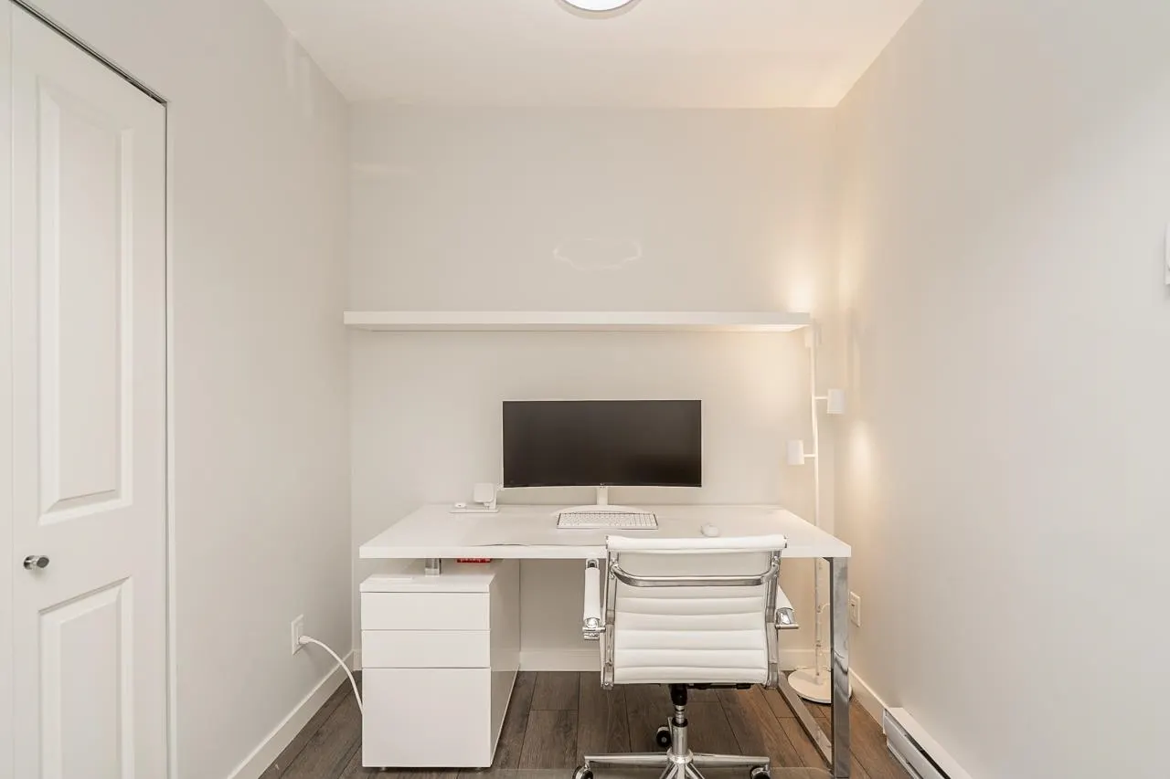 2808 2388 Madison Avenue