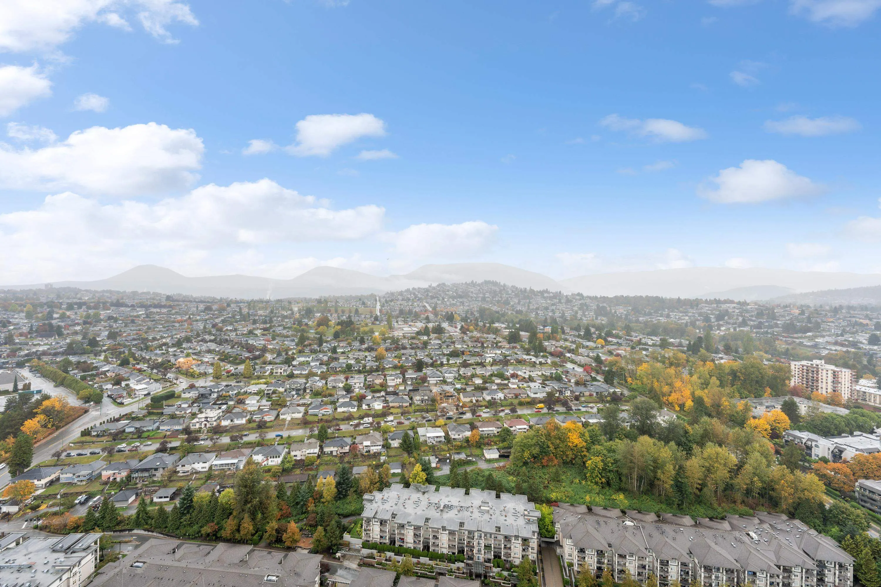 3905 4730 Lougheed Highway