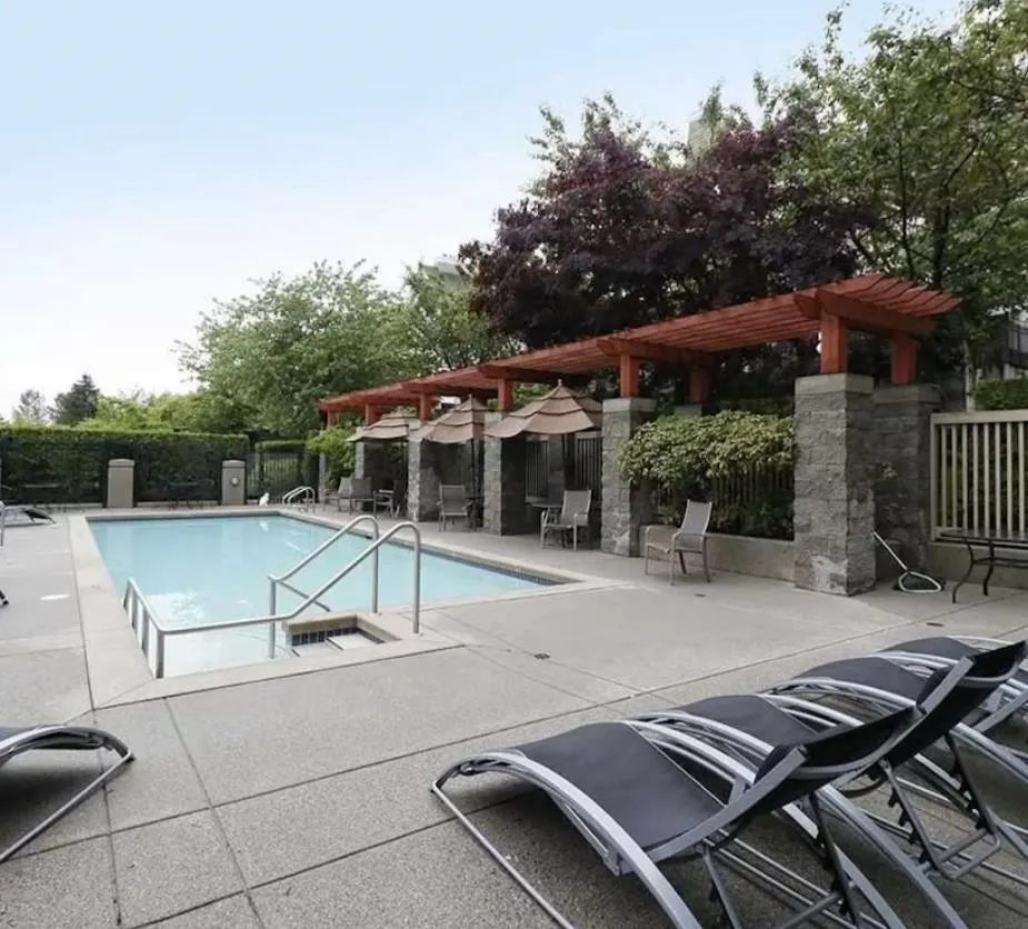 111 1432 Parkway Boulevard