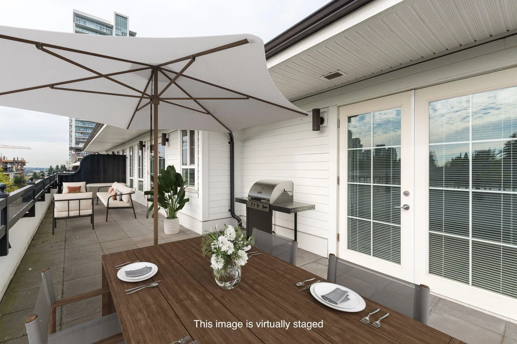 415 553 Foster Avenue