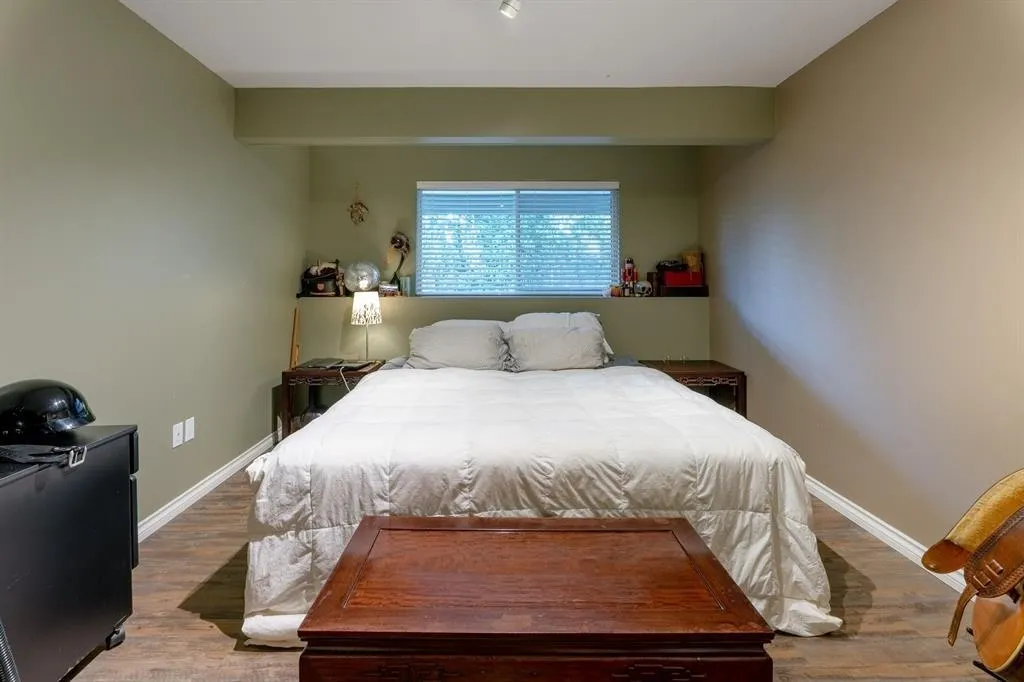 11451 Best Street