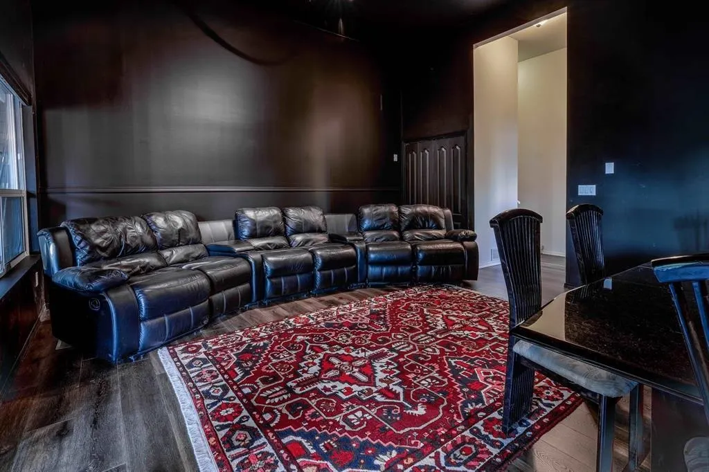 11451 Best Street