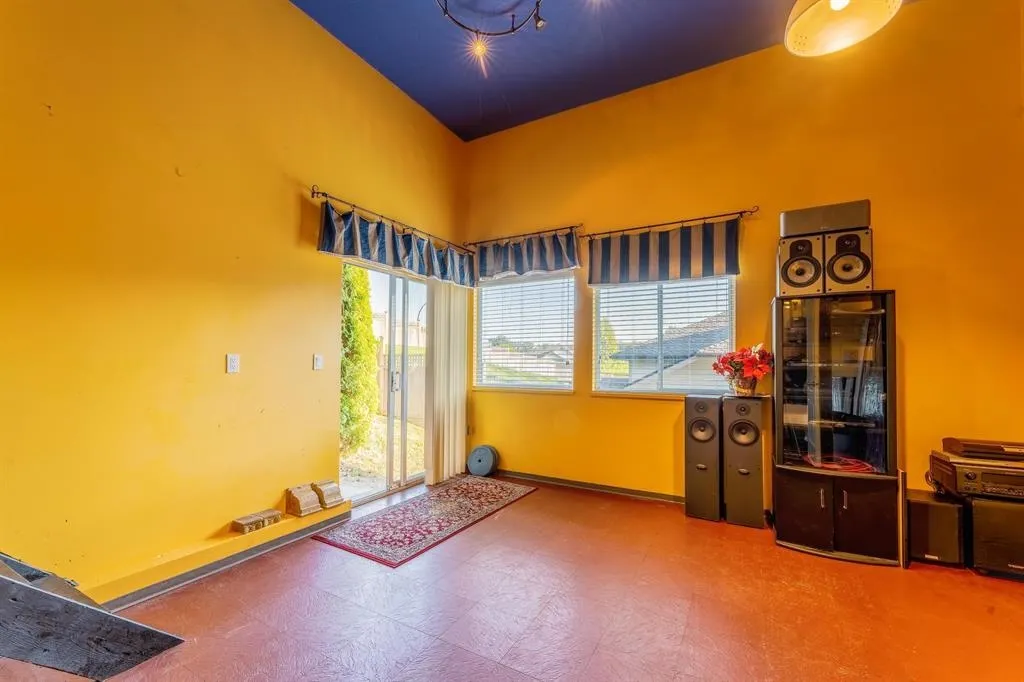 11451 Best Street