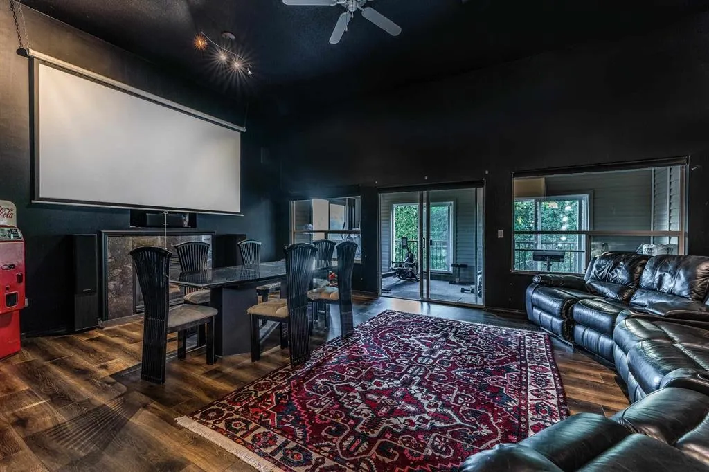 11451 Best Street