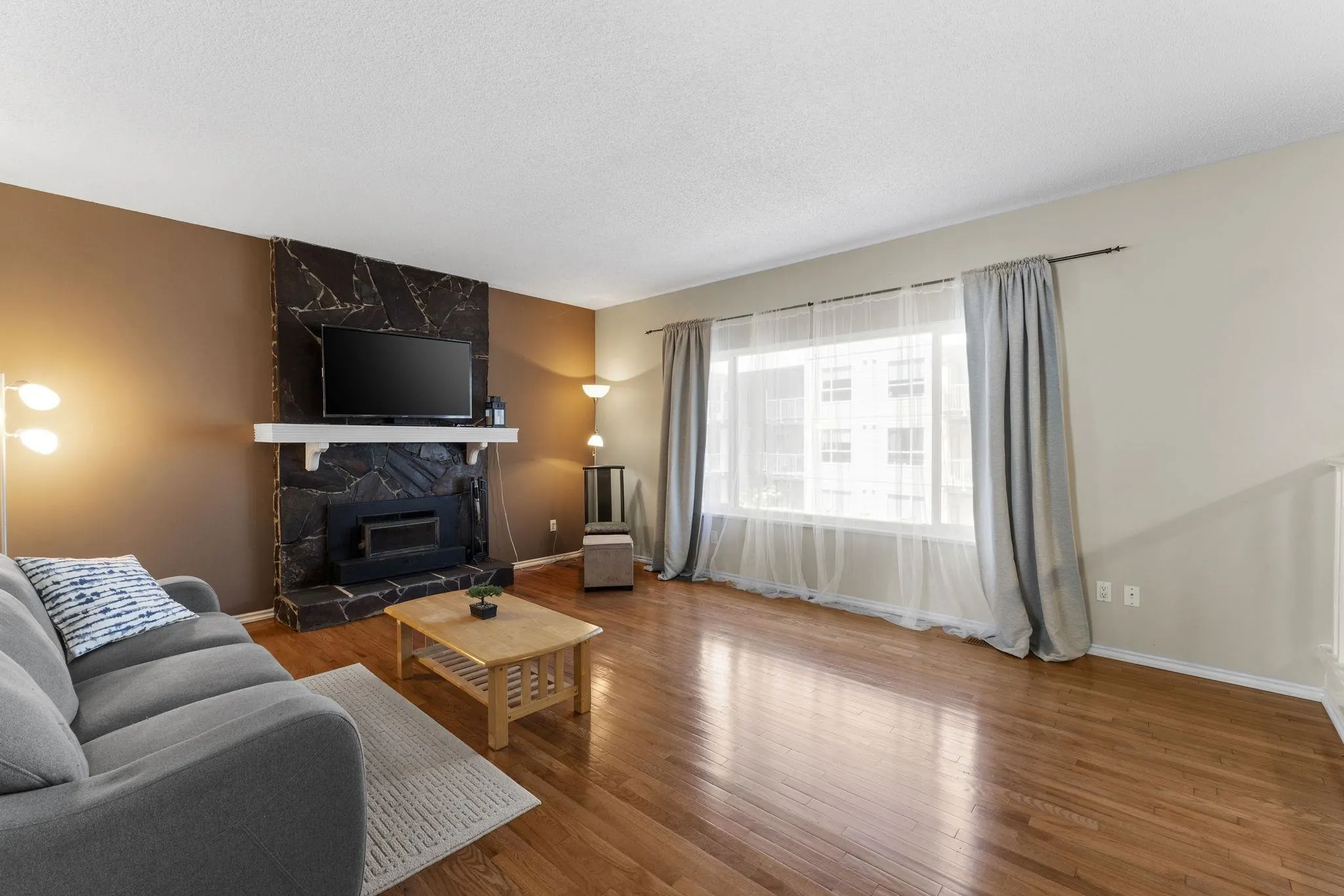 171 Edward Crescent