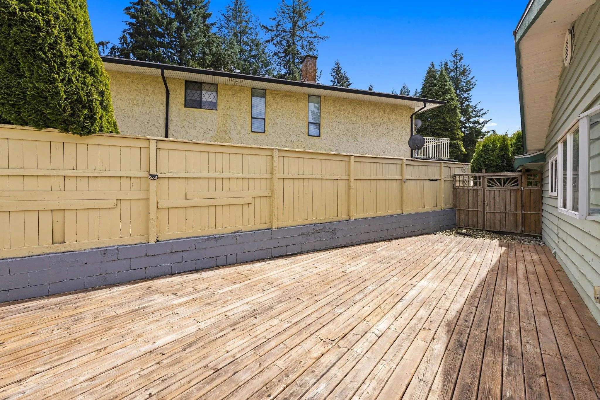 171 Edward Crescent