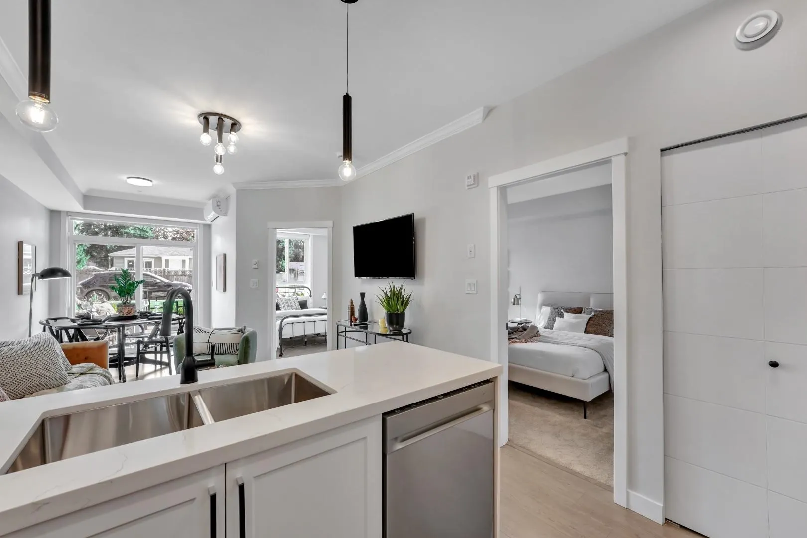 204 12143 223 Street