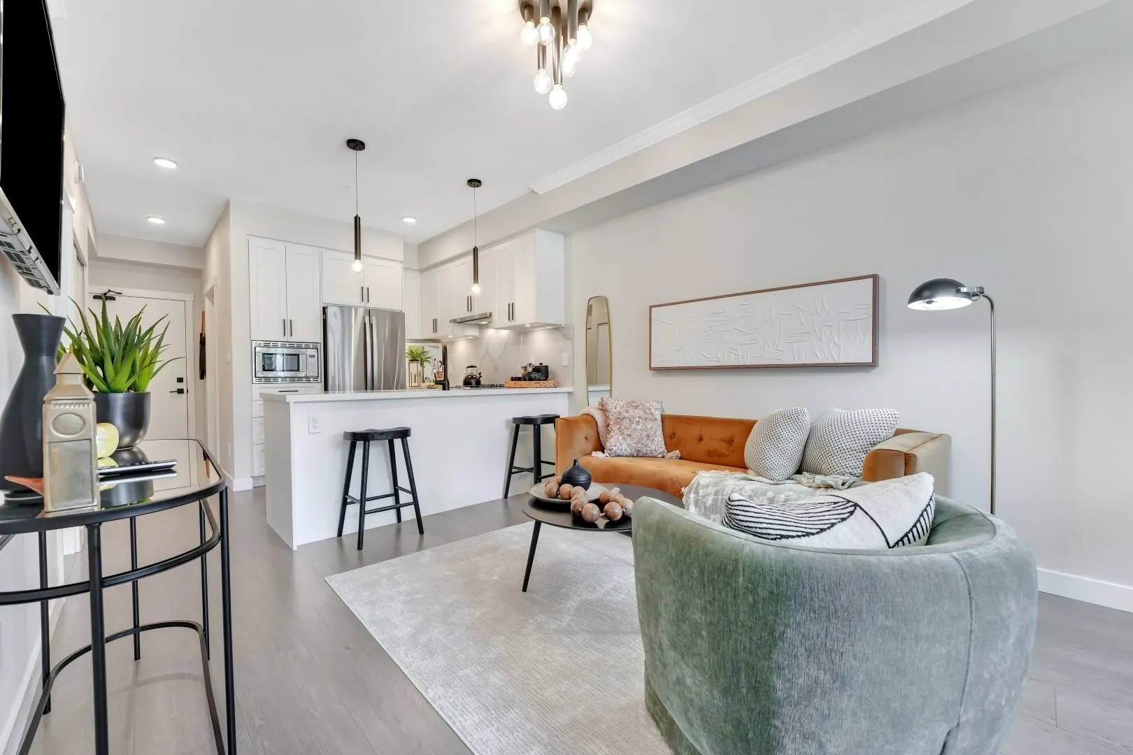 204 12143 223 Street