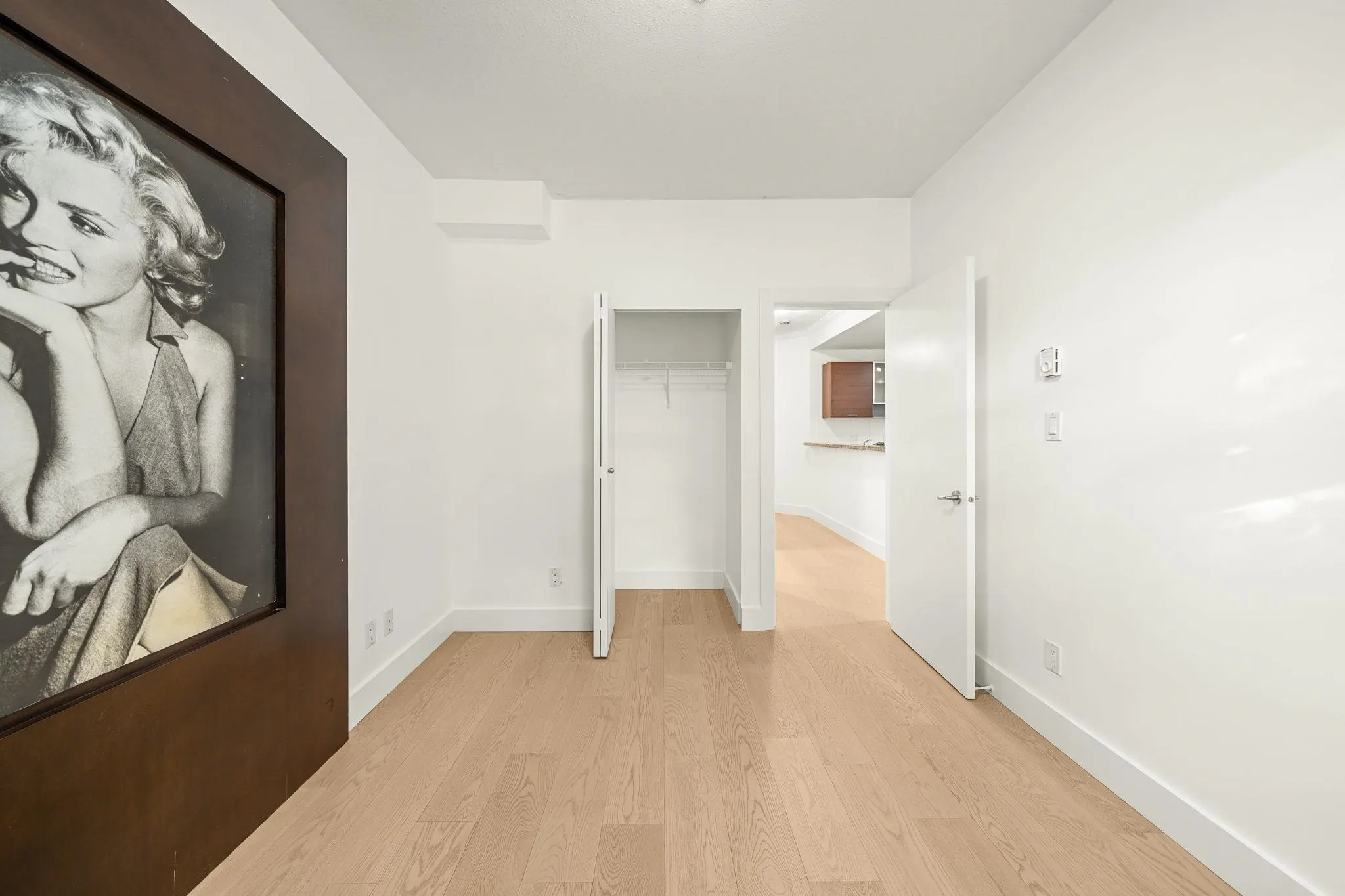115 6033 Katsura Street