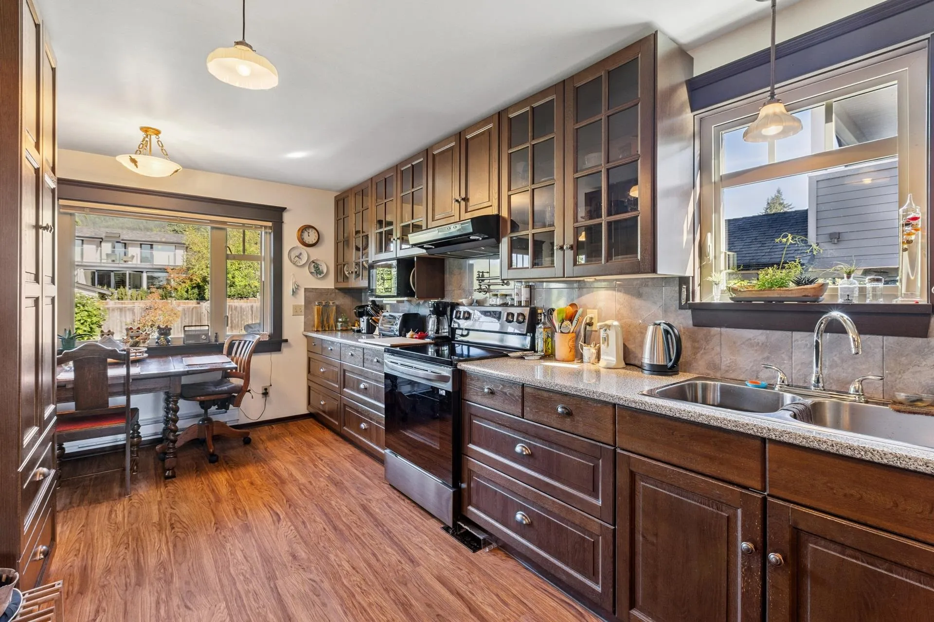 234 W Windsor Road