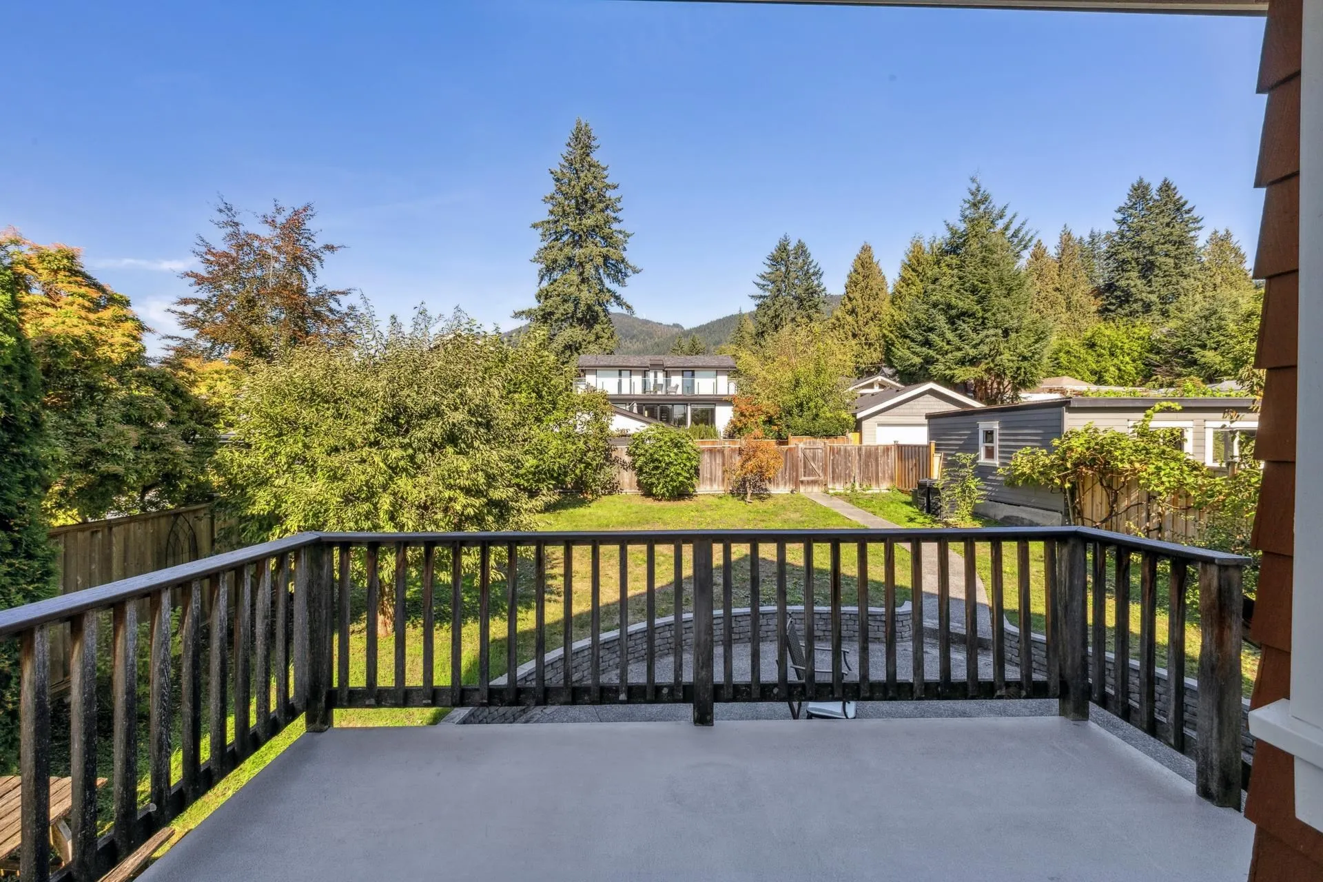 234 W Windsor Road