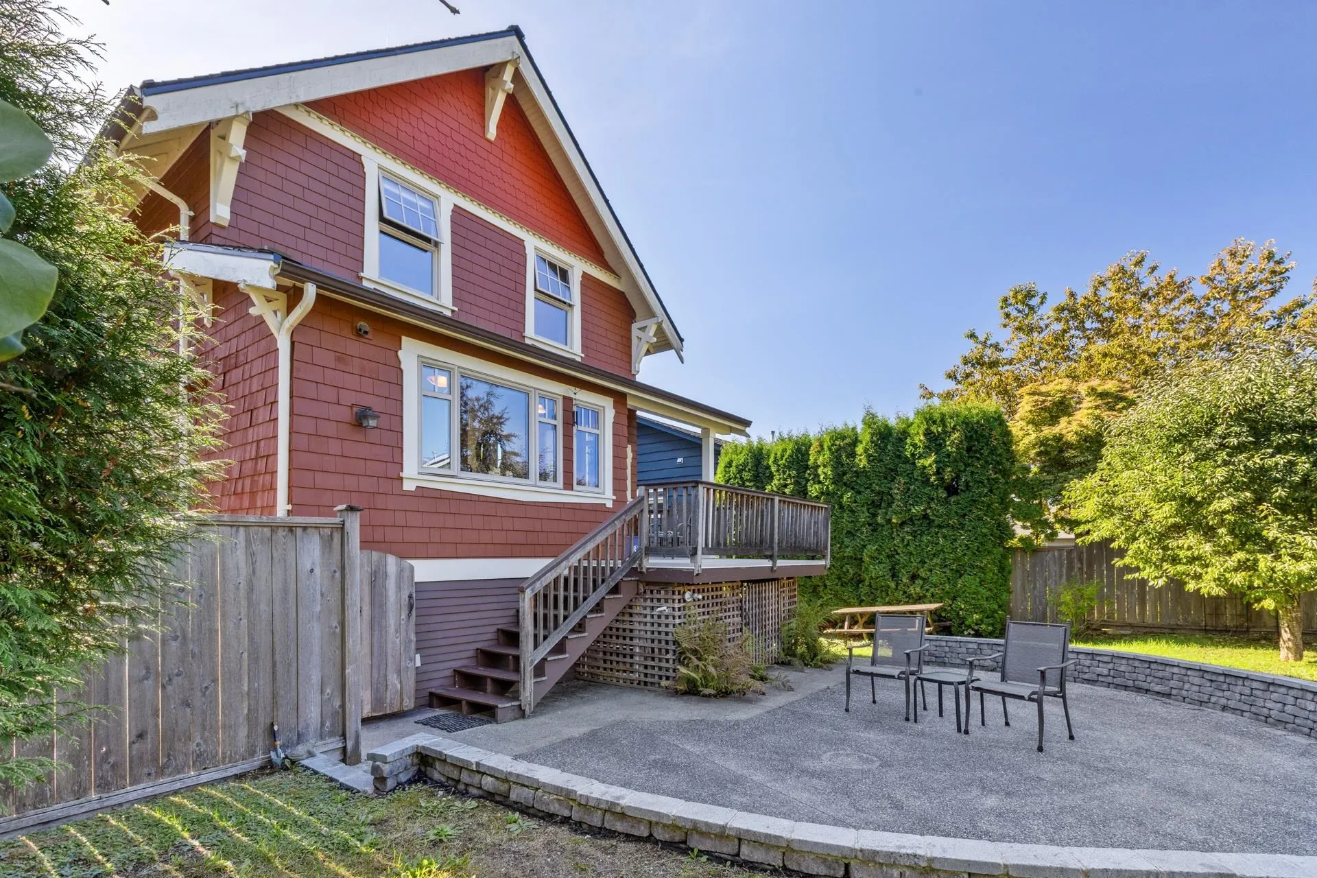 234 W Windsor Road