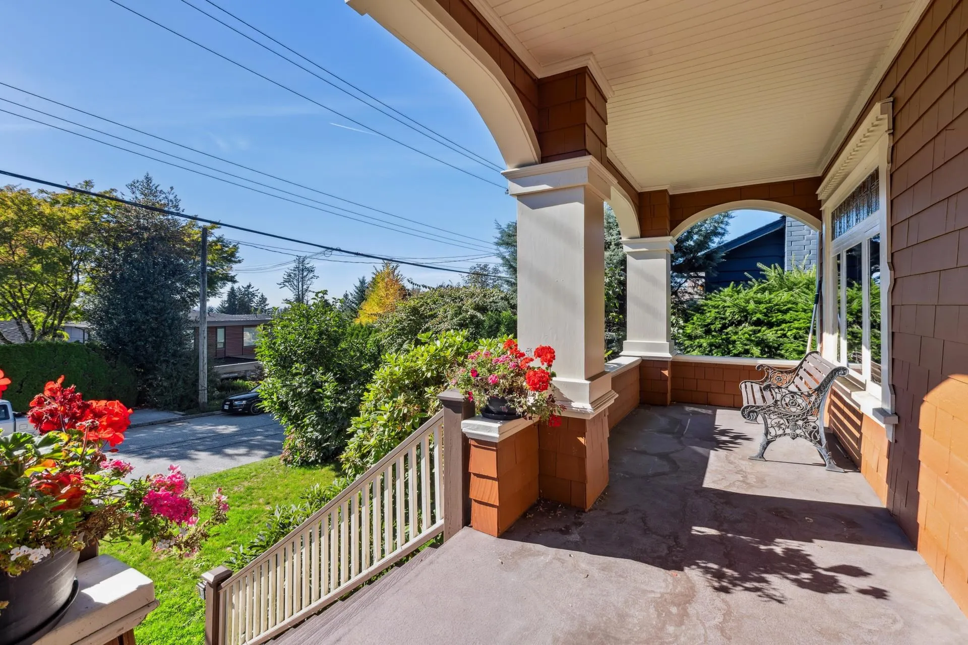 234 W Windsor Road