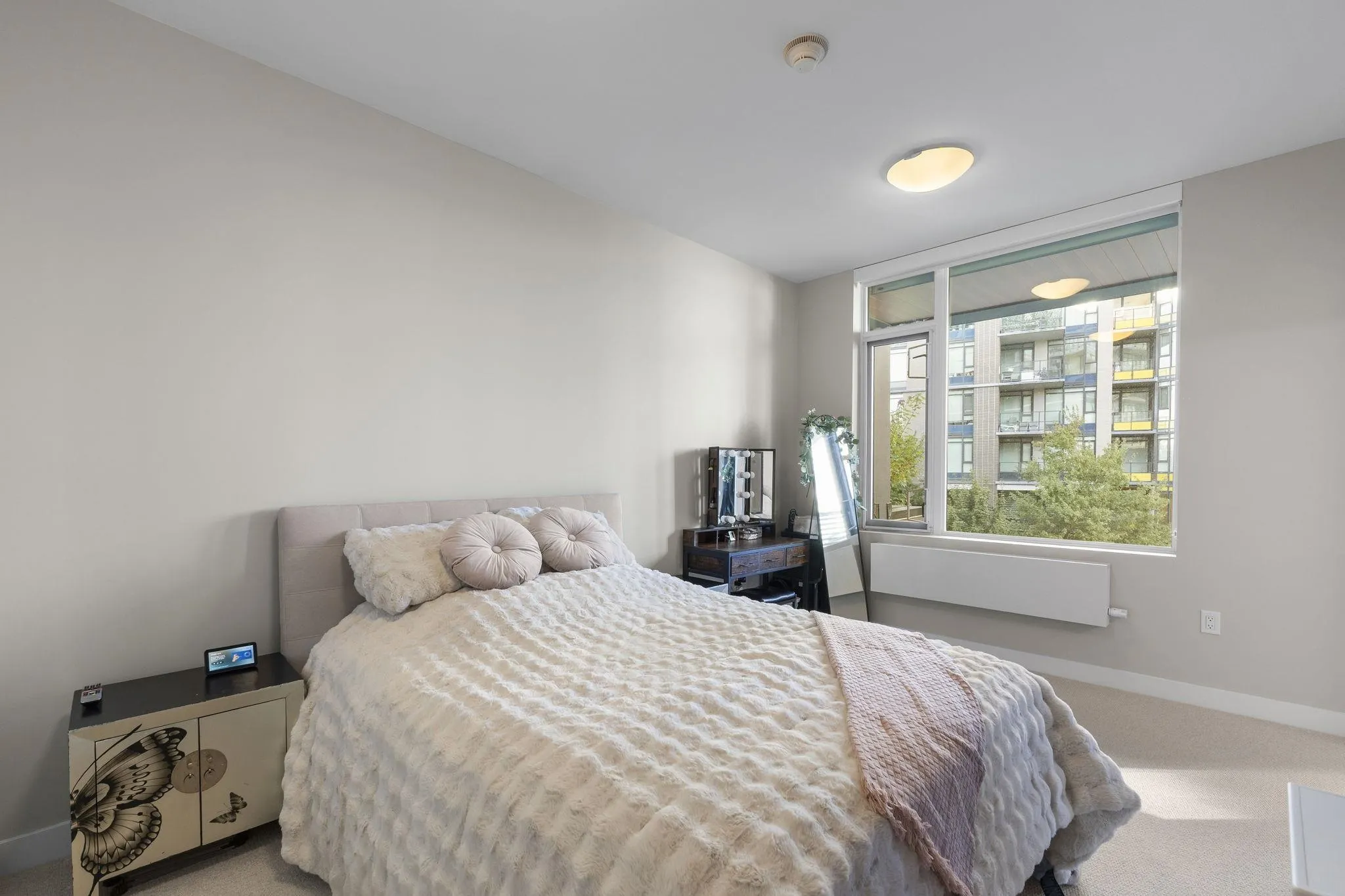 111 8761 University Crescent